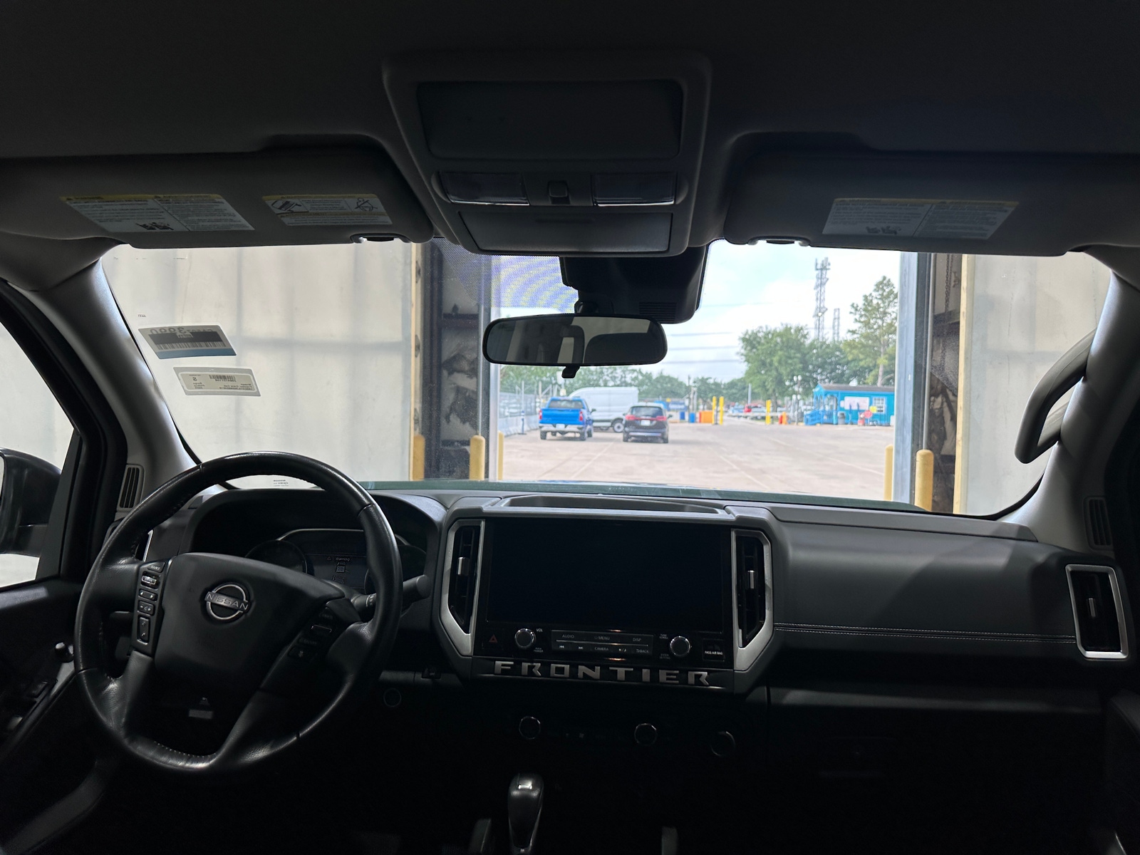 Thumbnail: 2025 Nissan Frontier - 3