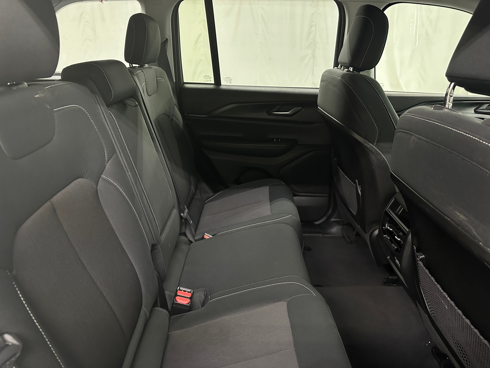 Thumbnail: 2023 Jeep Grand Cherokee - 6