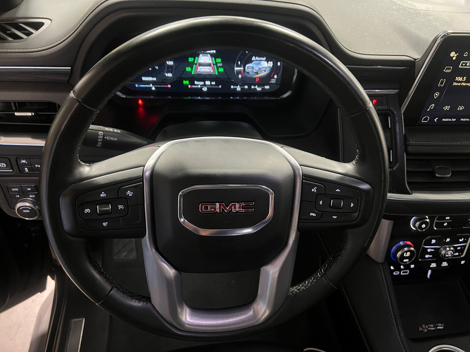 Thumbnail: 2024 GMC Yukon - 4
