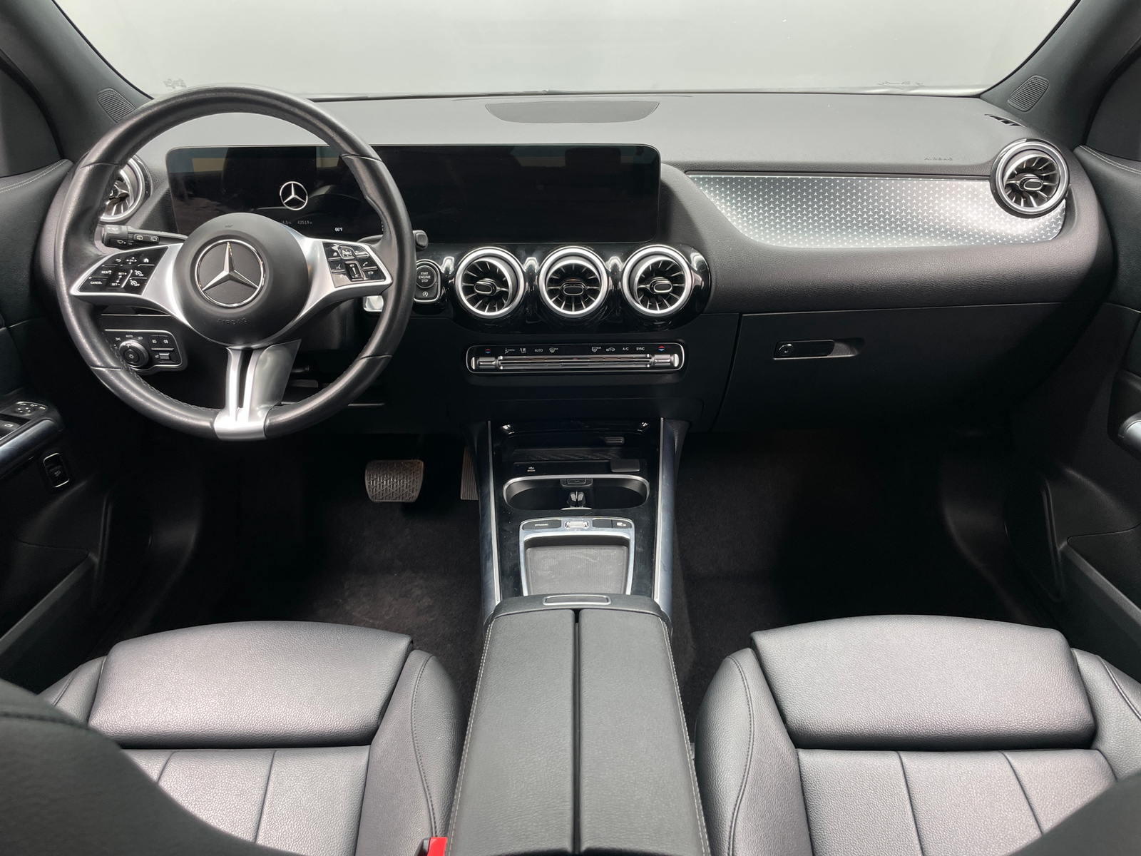 Thumbnail: 2024 Mercedes-Benz GLA - 2
