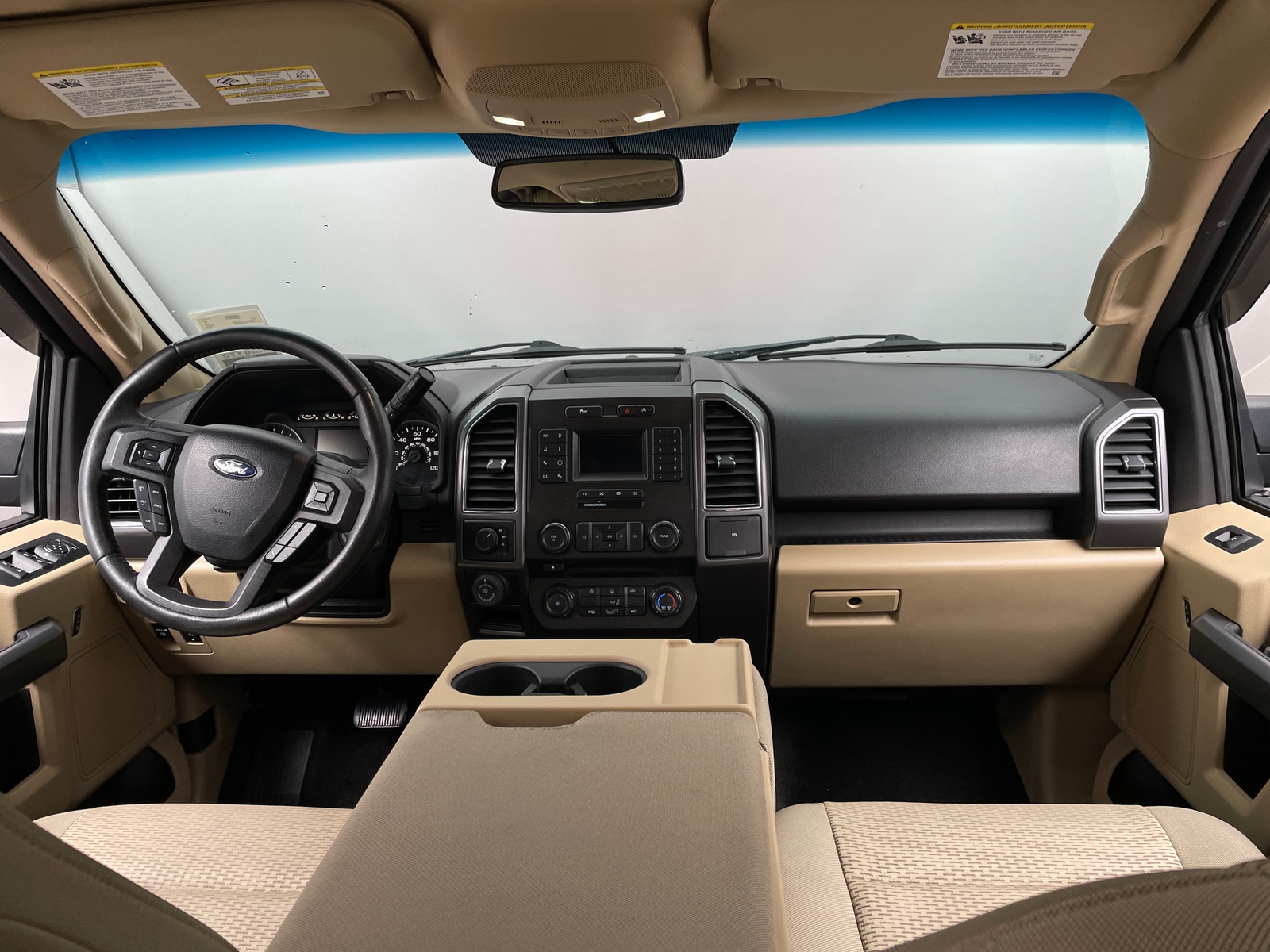 Thumbnail: 2018 Ford Econoline - 3