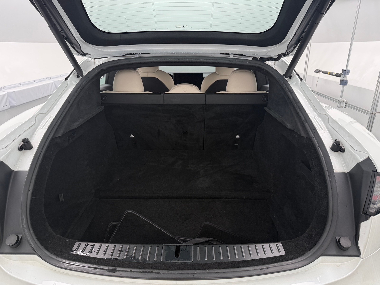 Thumbnail: 2023 Tesla Model S - 5