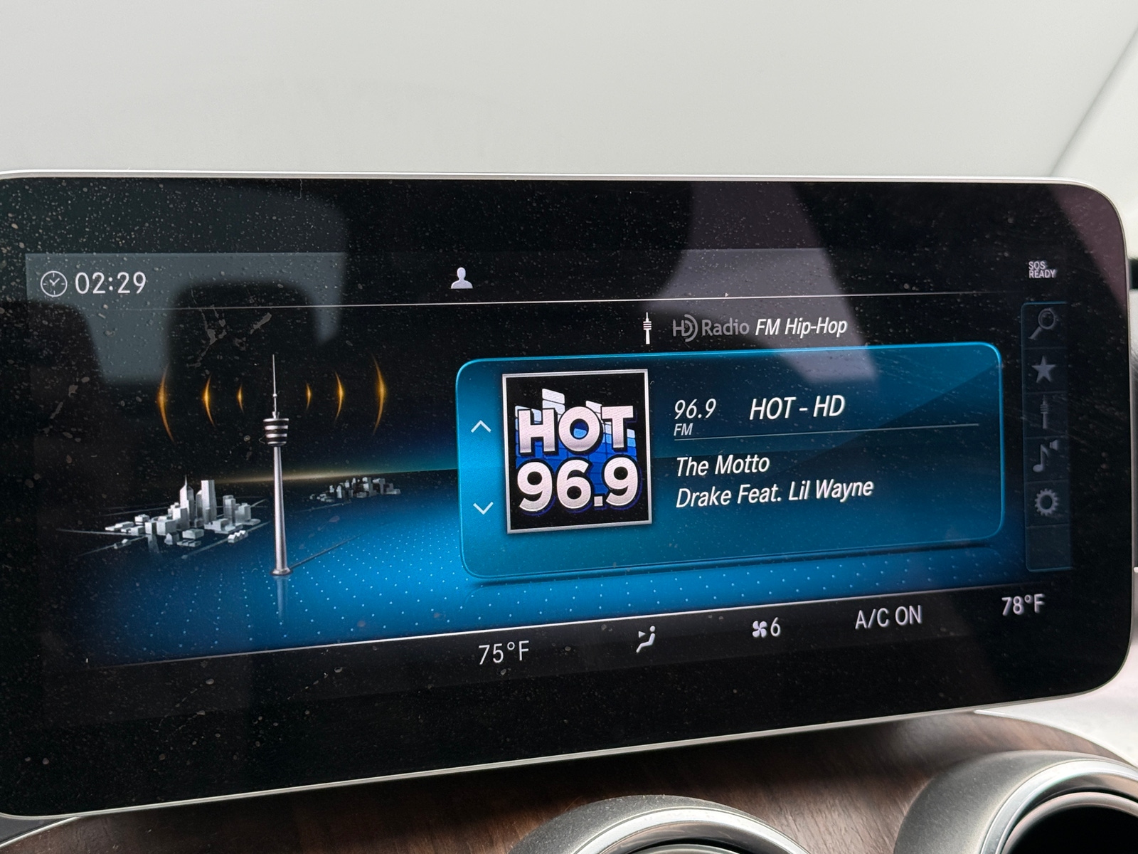 Thumbnail: 2020 Mercedes-Benz C-Class - 3