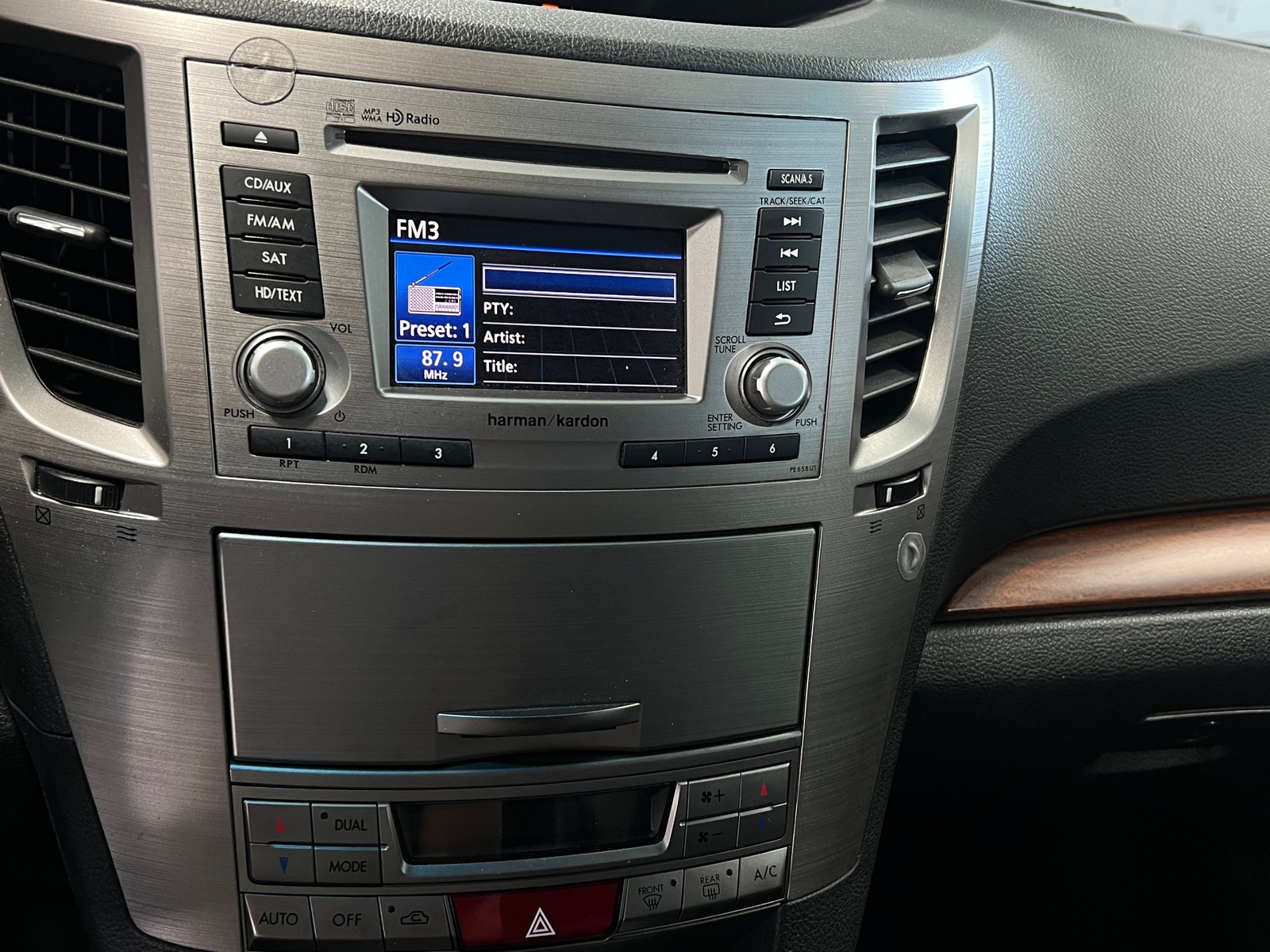 Thumbnail: 2013 Subaru Outback - 3