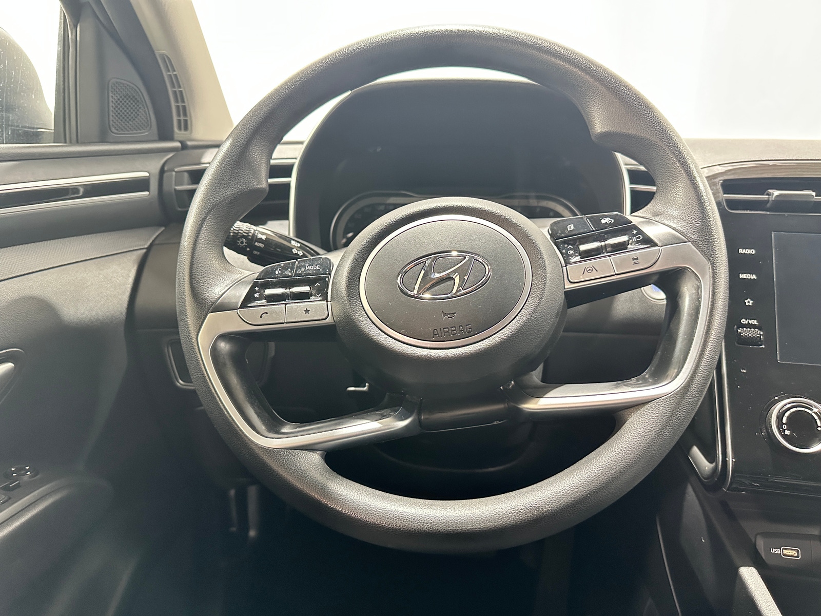 Thumbnail: 2022 Hyundai Tucson - 5