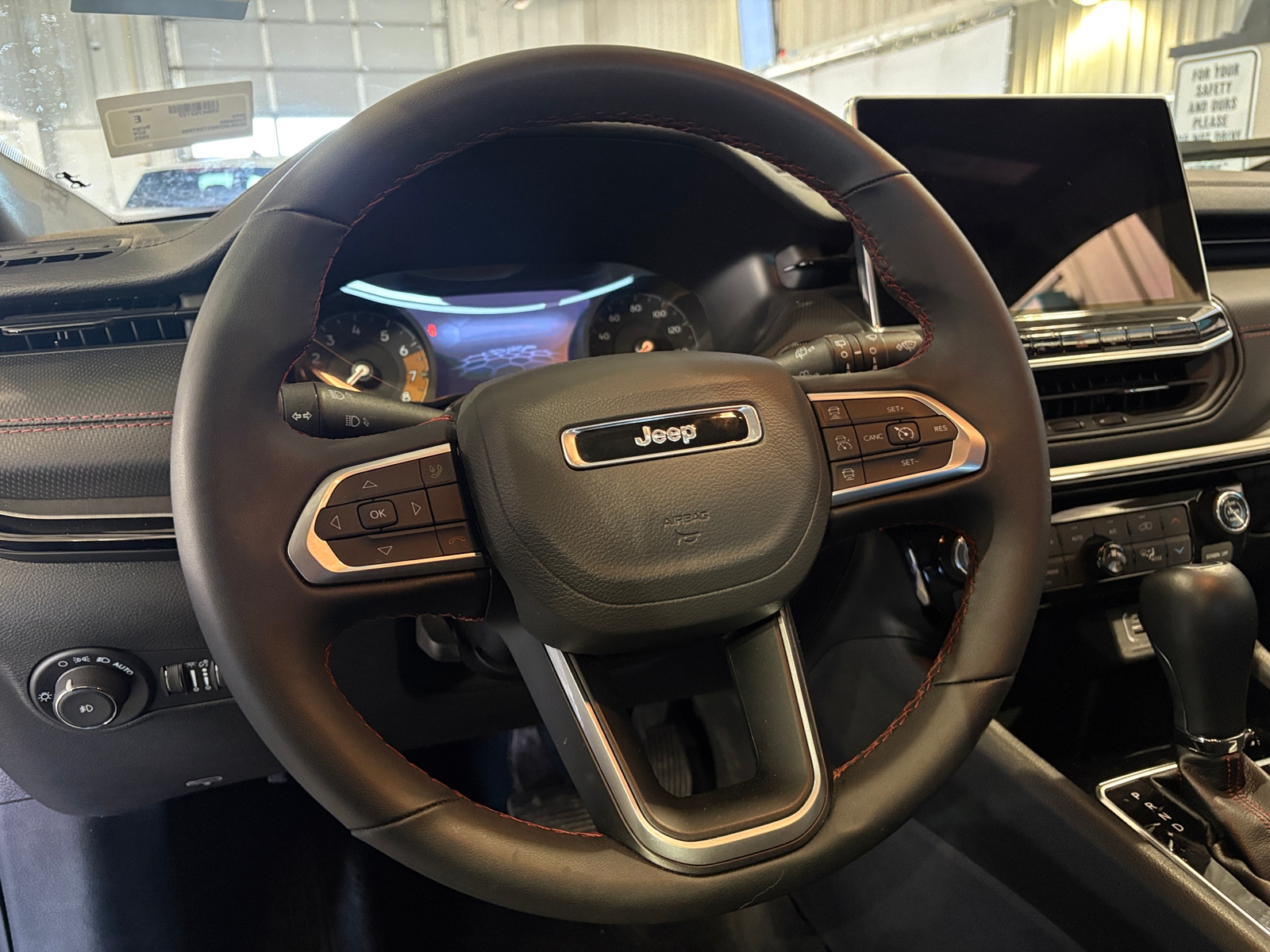 Thumbnail: 2025 Jeep Compass - 4