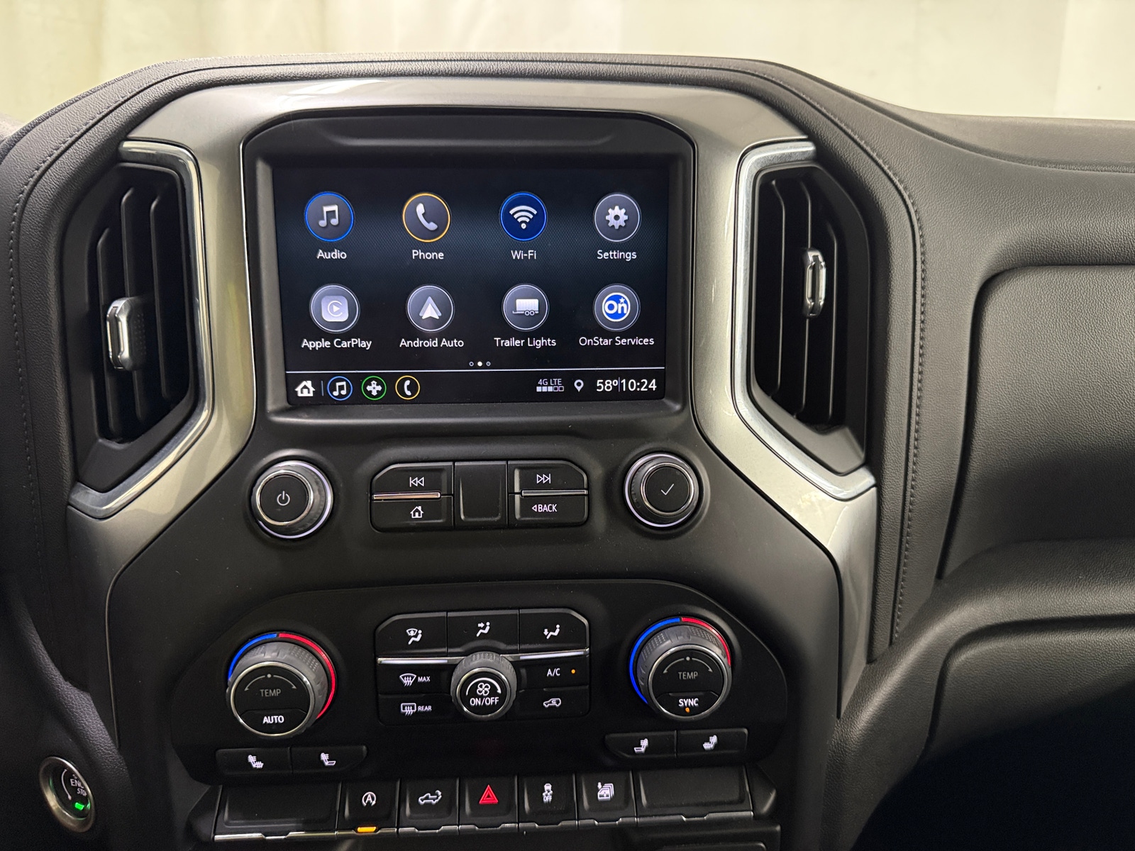 Thumbnail: 2022 Chevrolet Silverado 1500 - 4