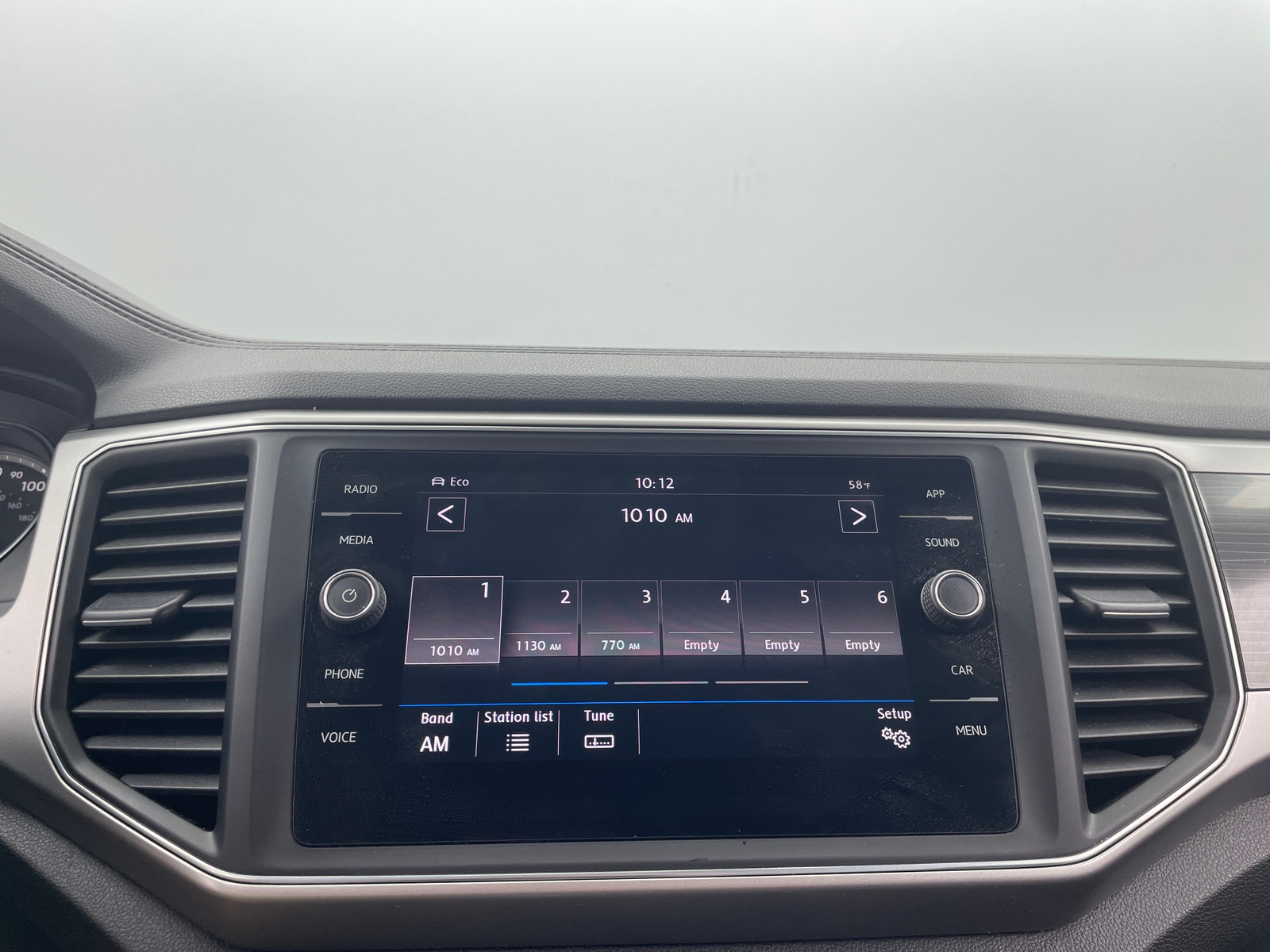 Thumbnail: 2018 Volkswagen Atlas - 3