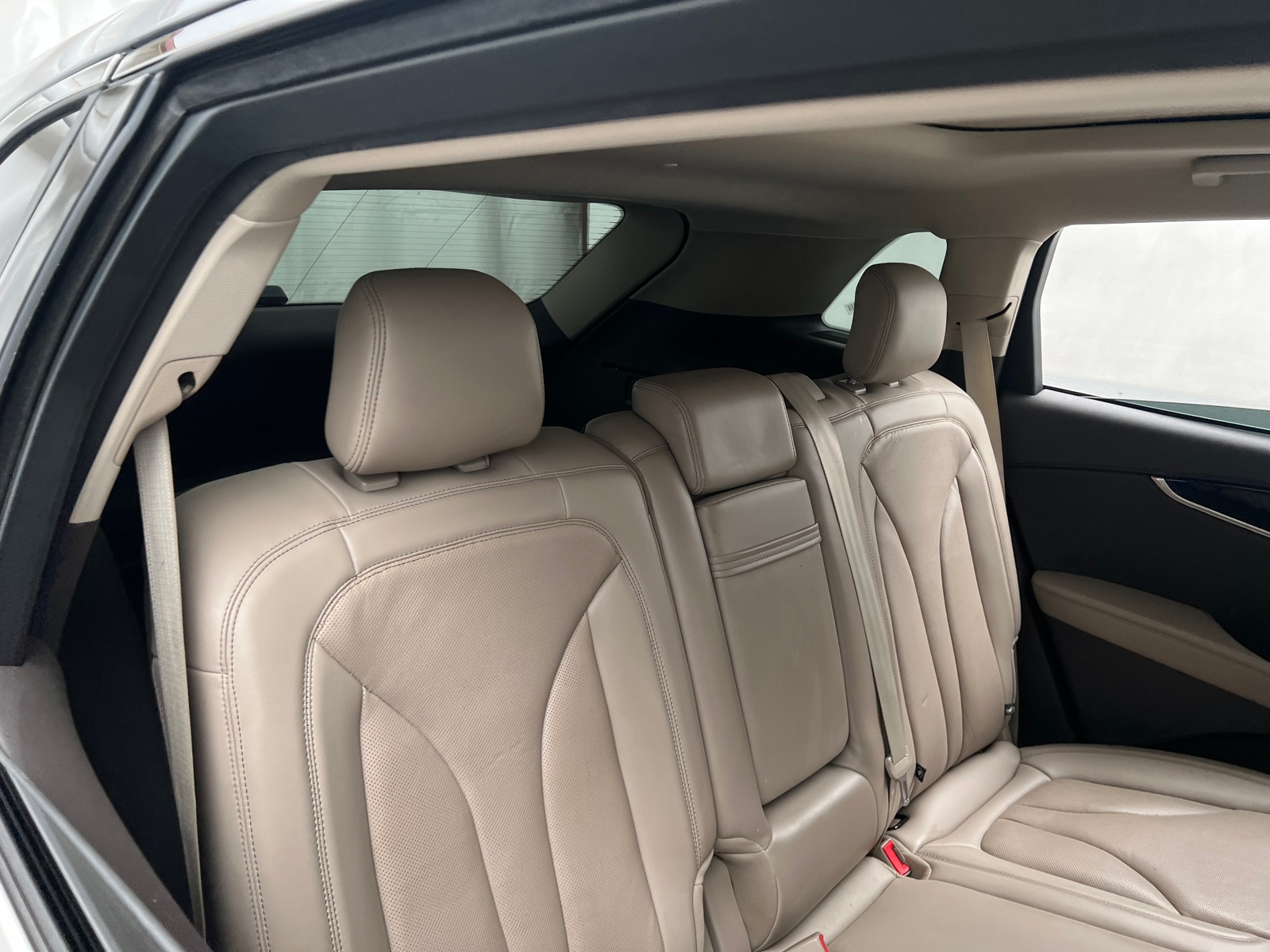 Thumbnail: 2023 Lincoln Nautilus - 5