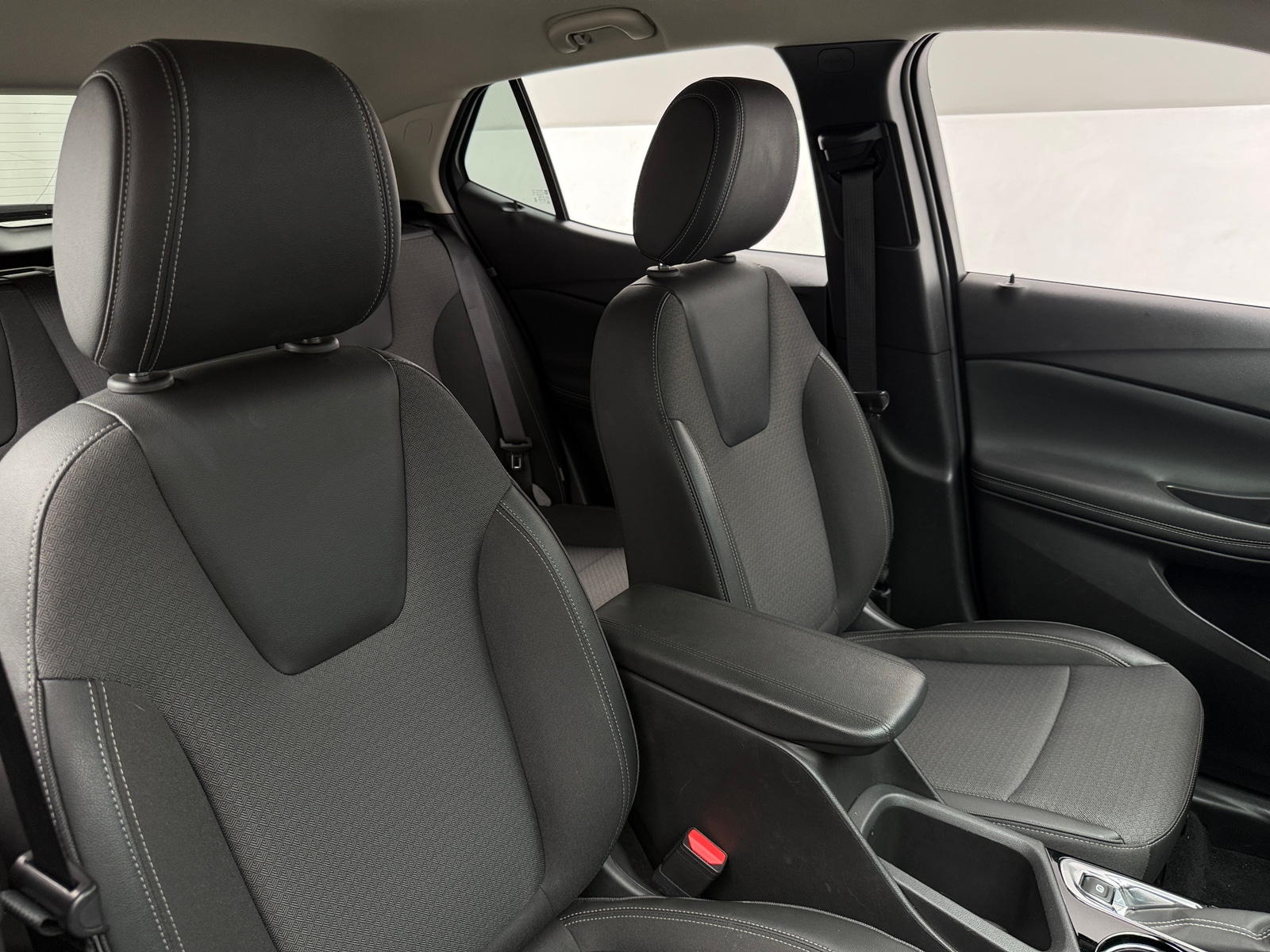 Thumbnail: 2025 Buick Encore GX - 2