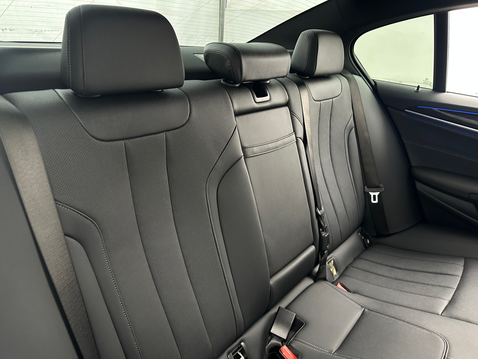 Thumbnail: 2021 BMW 5 Series - 5