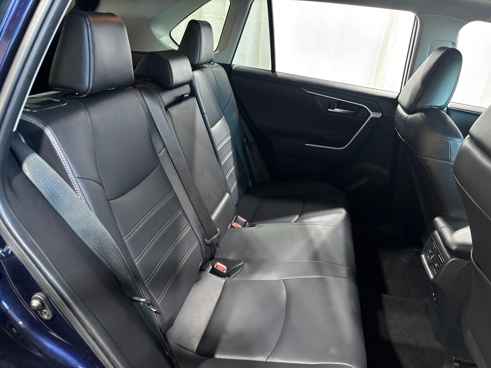 Thumbnail: 2019 Toyota RAV4 - 5