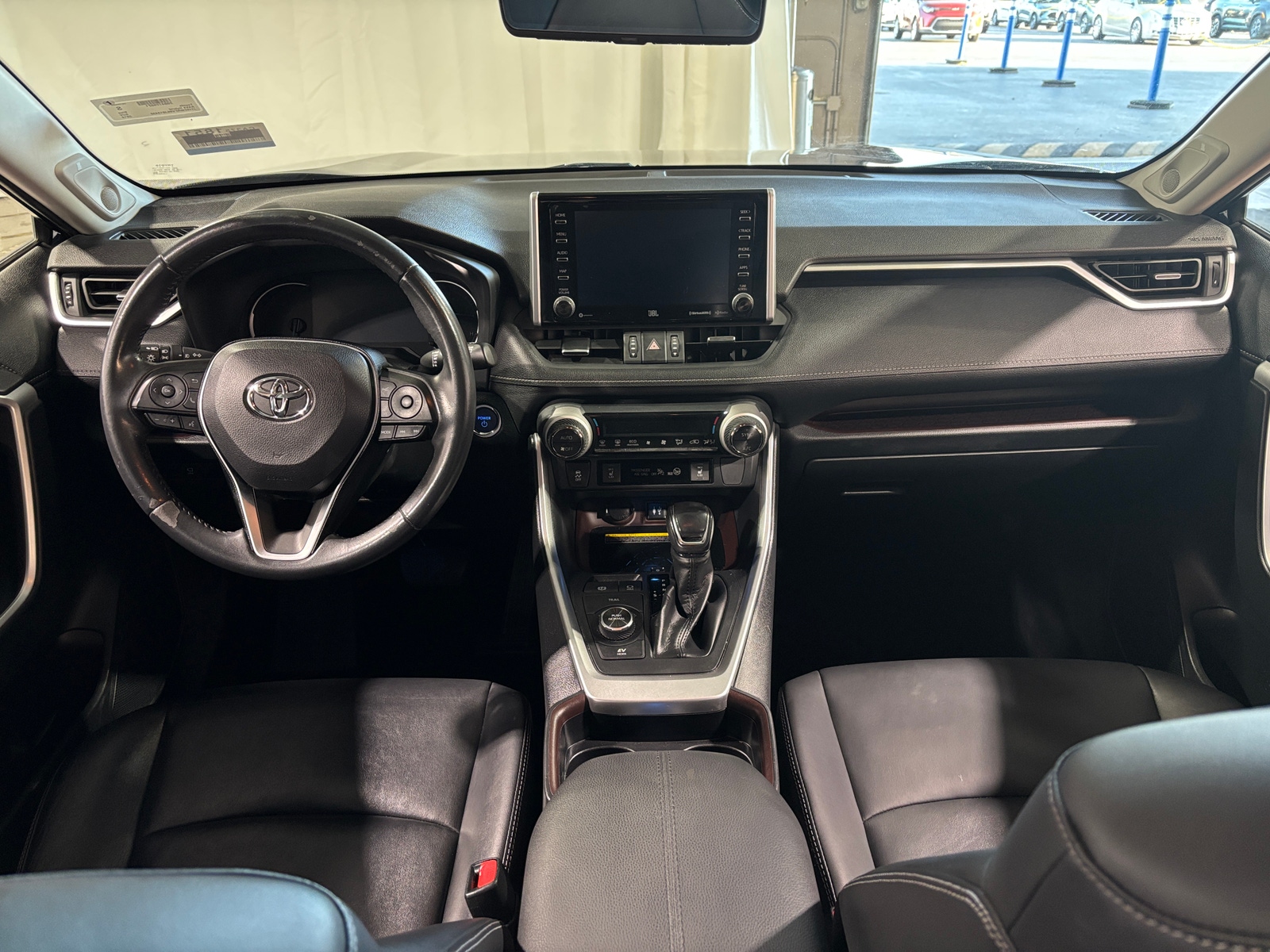 Thumbnail: 2019 Toyota RAV4 - 2