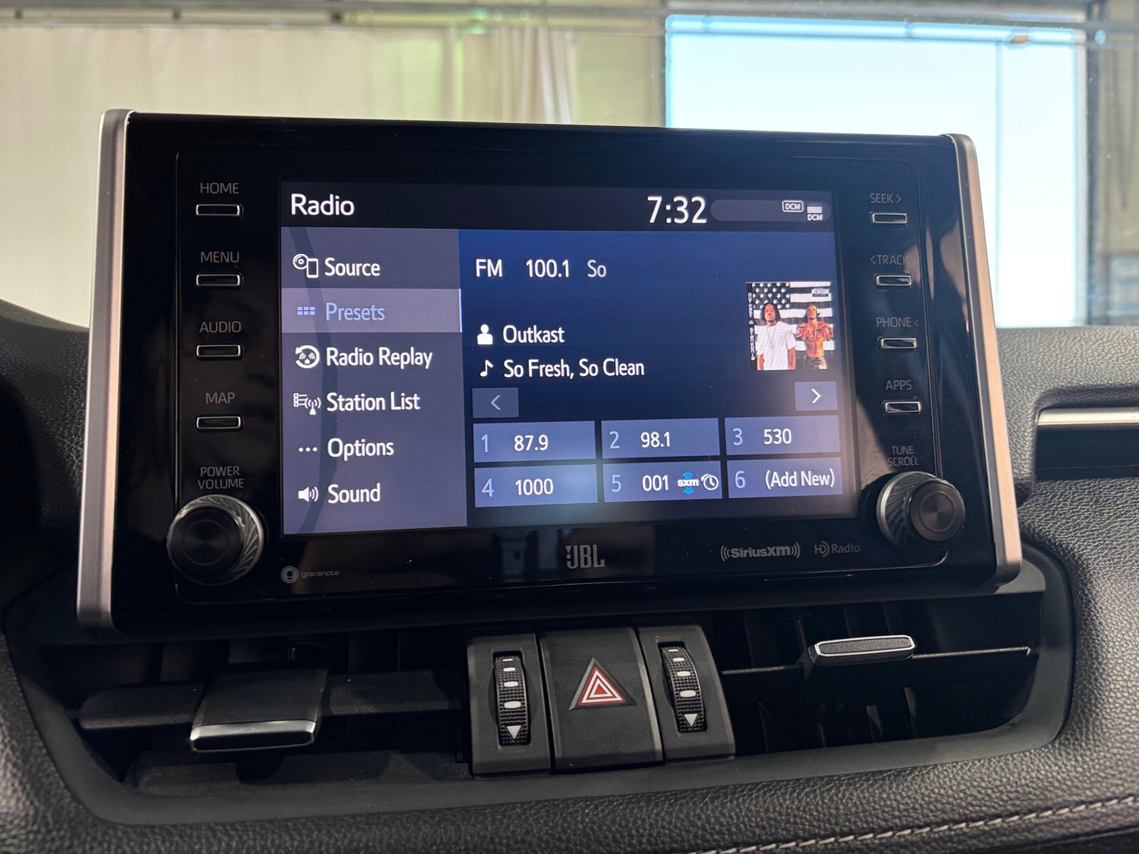 Thumbnail: 2019 Toyota RAV4 - 3