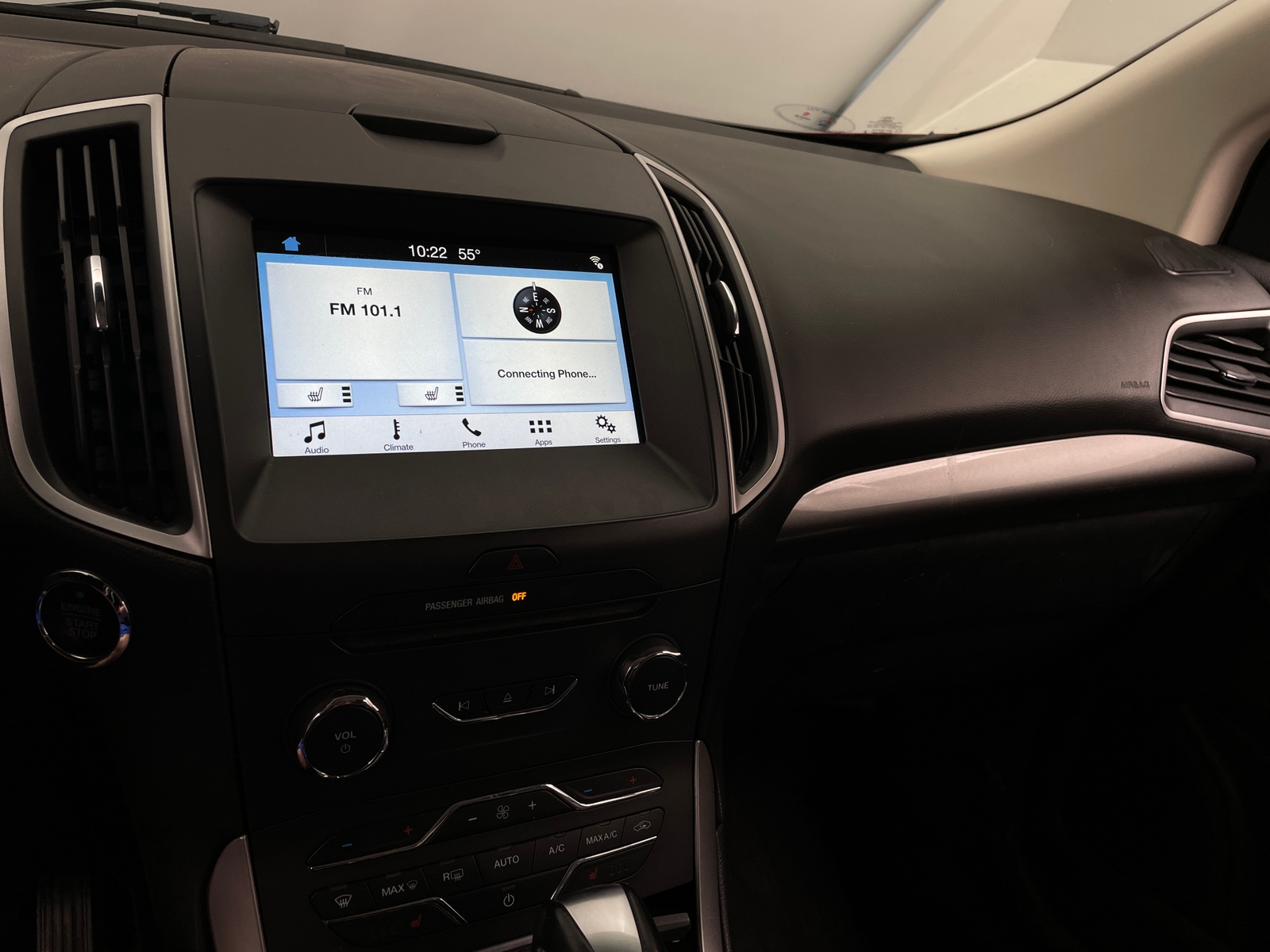 Thumbnail: 2017 Ford Edge - 3