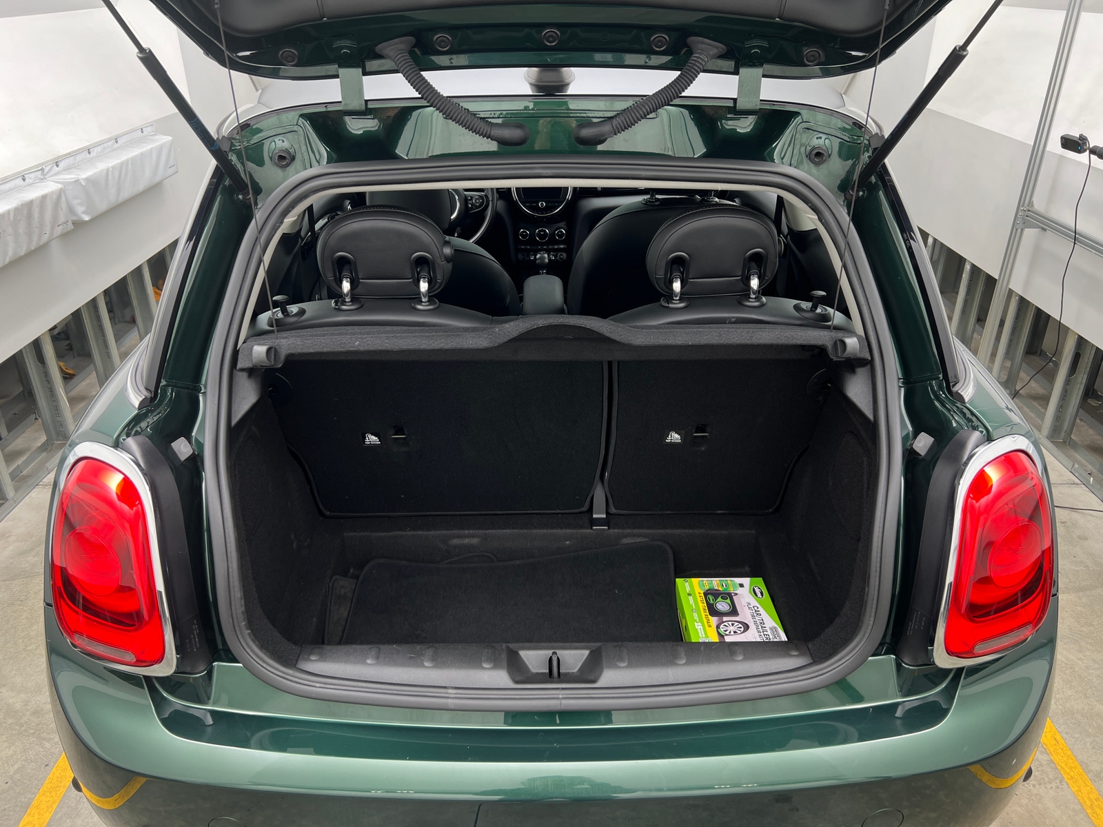 Thumbnail: 2019 MINI Cooper Hardtop - 6