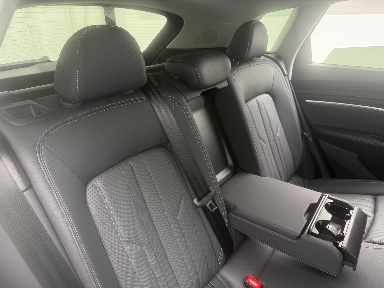 Thumbnail: 2023 Audi e-tron - 5