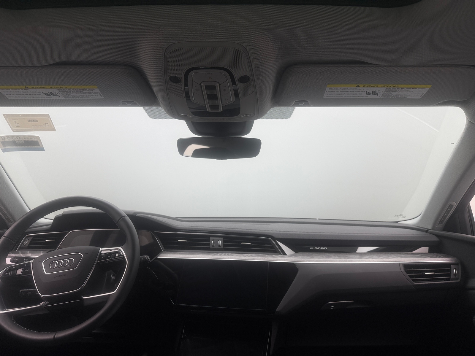 Thumbnail: 2023 Audi e-tron - 2