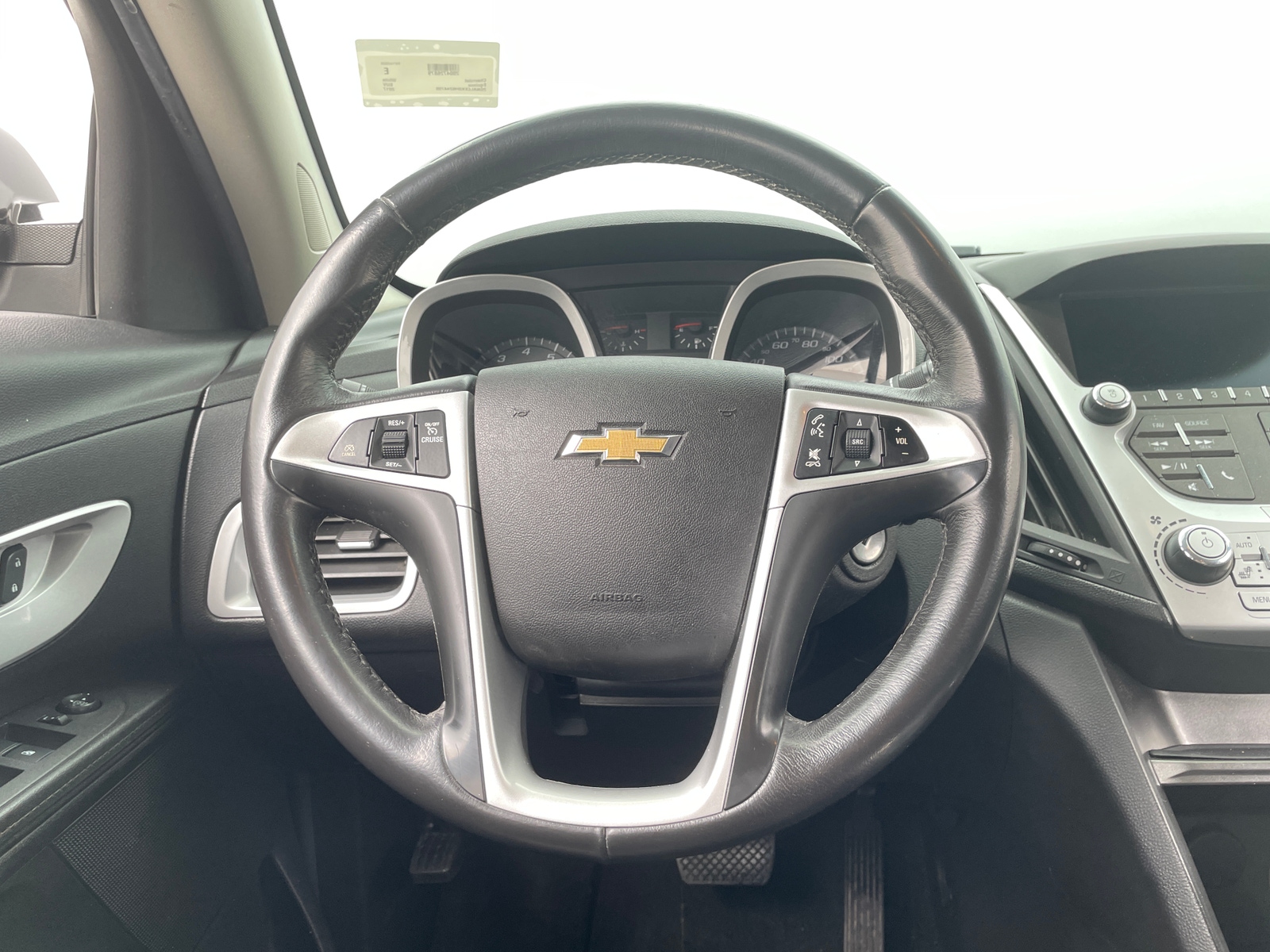 Thumbnail: 2017 Chevrolet Equinox - 4