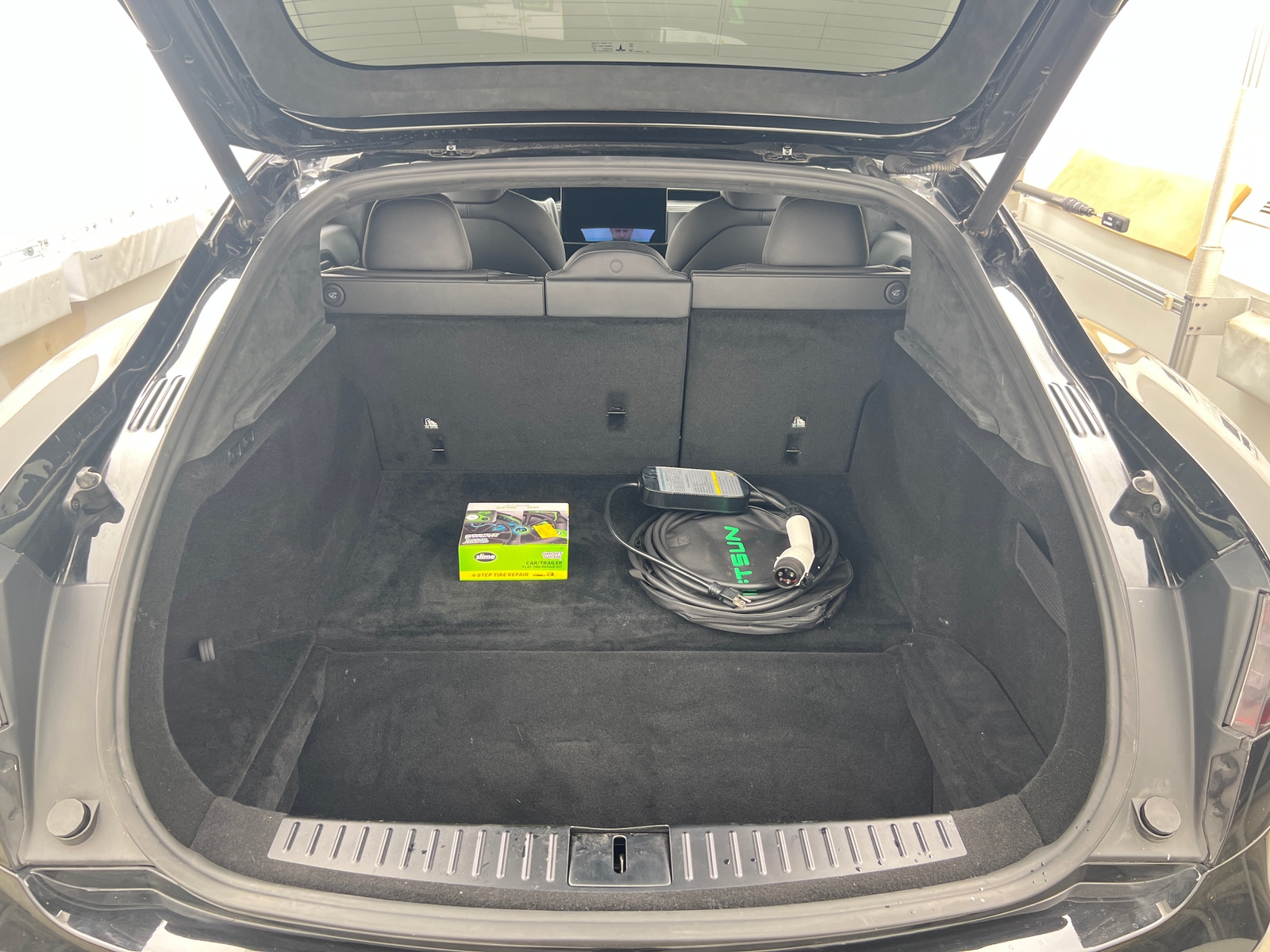 Thumbnail: 2022 Tesla Model S - 6