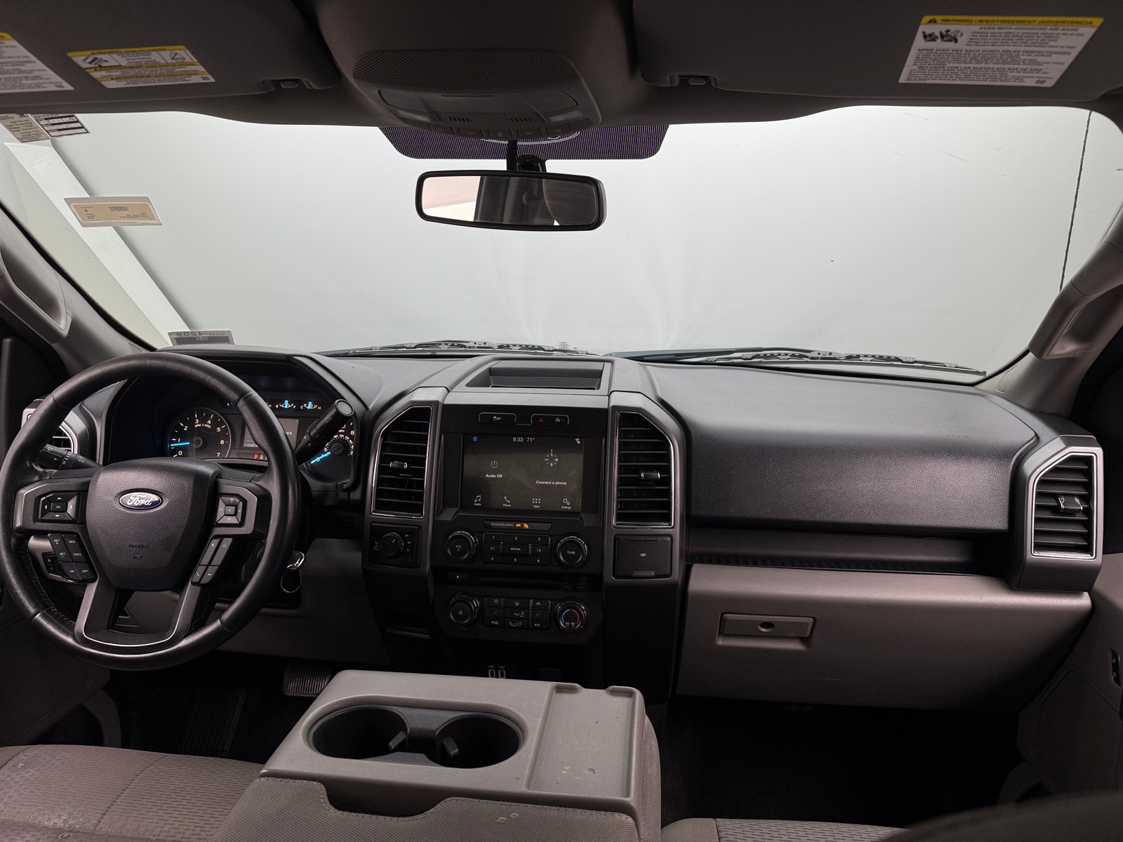 Thumbnail: 2018 Ford Econoline - 3