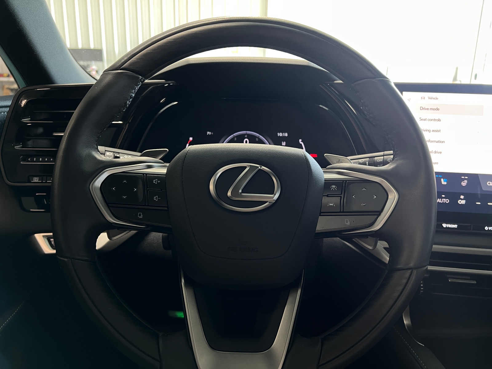 Thumbnail: 2024 Lexus RX - 5
