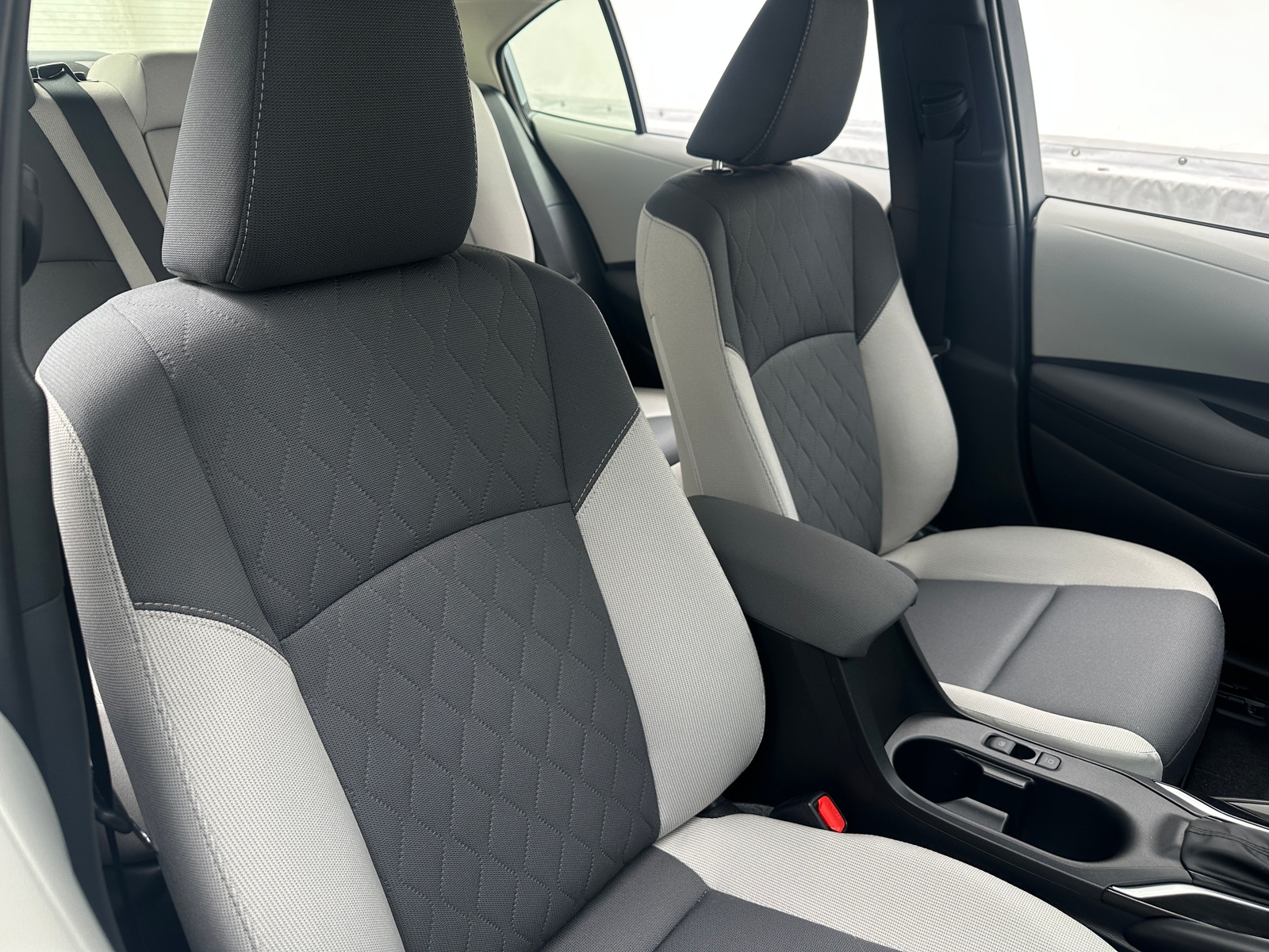 Thumbnail: 2025 Toyota Corolla - 2