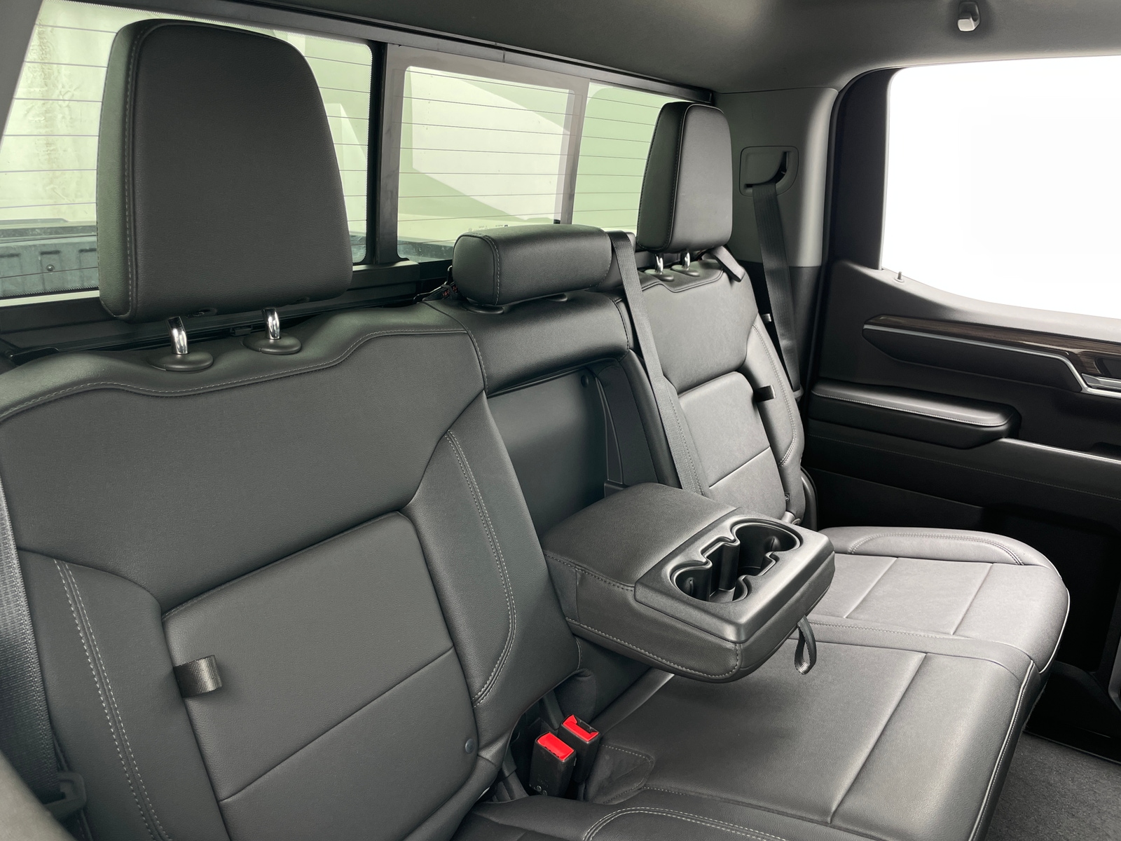 Thumbnail: 2022 Chevrolet Silverado 1500 - 6