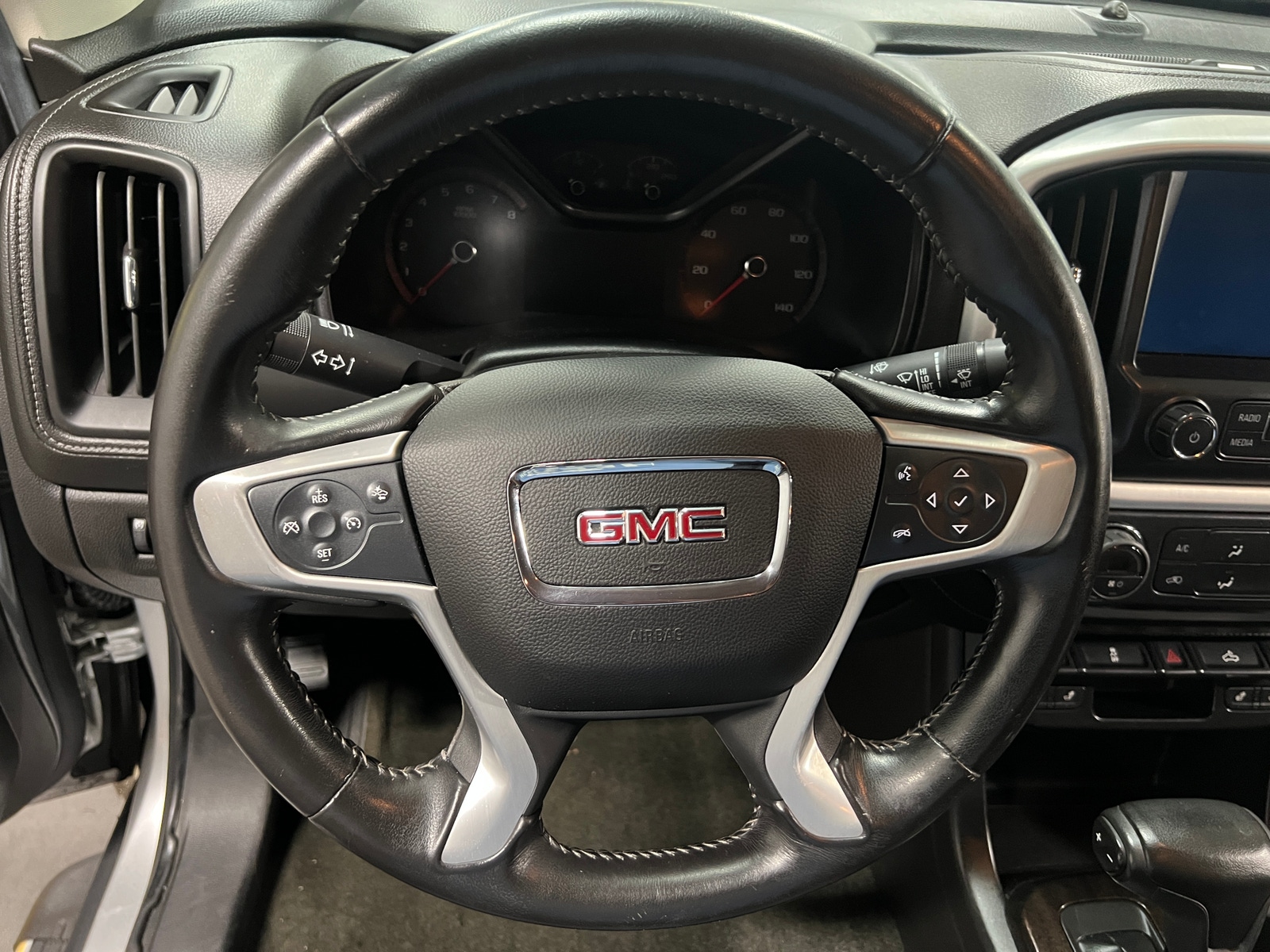 Thumbnail: 2016 GMC Canyon - 4