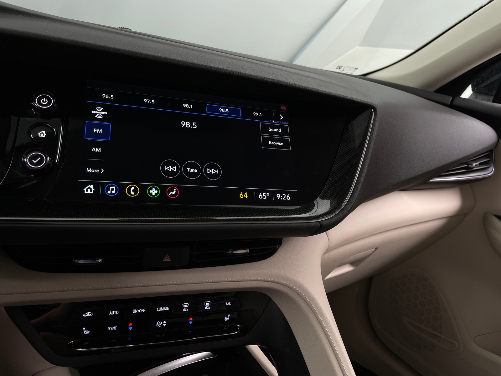 Thumbnail: 2023 Buick Envision - 3