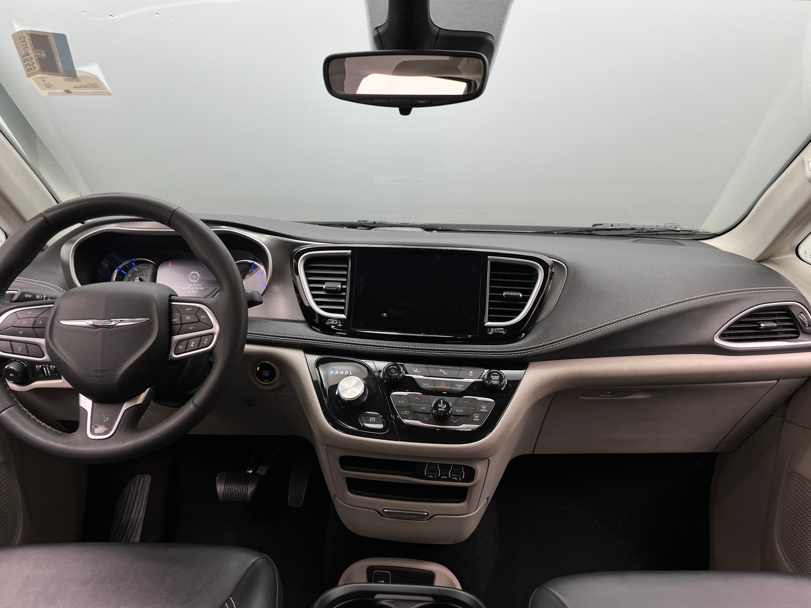 Thumbnail: 2024 Chrysler Pacifica - 2