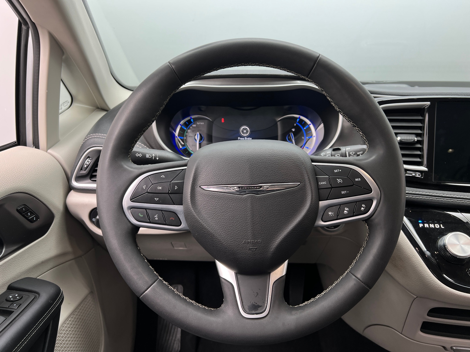 Thumbnail: 2024 Chrysler Pacifica - 4