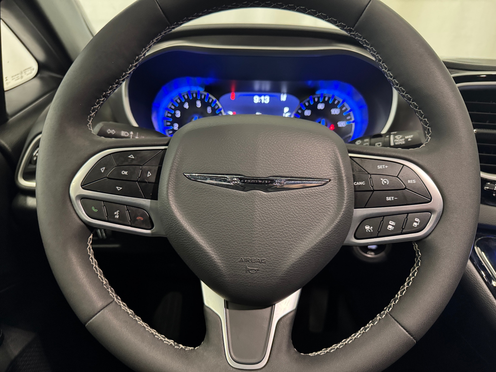 Thumbnail: 2025 Chrysler Pacifica - 5