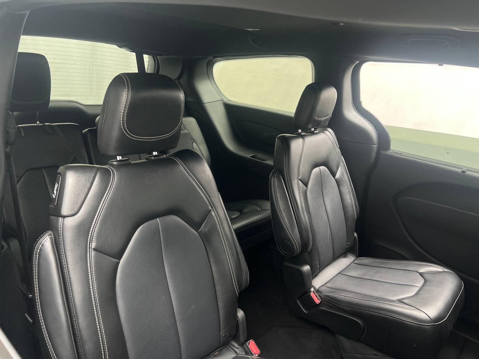 Thumbnail: 2025 Chrysler Pacifica - 5