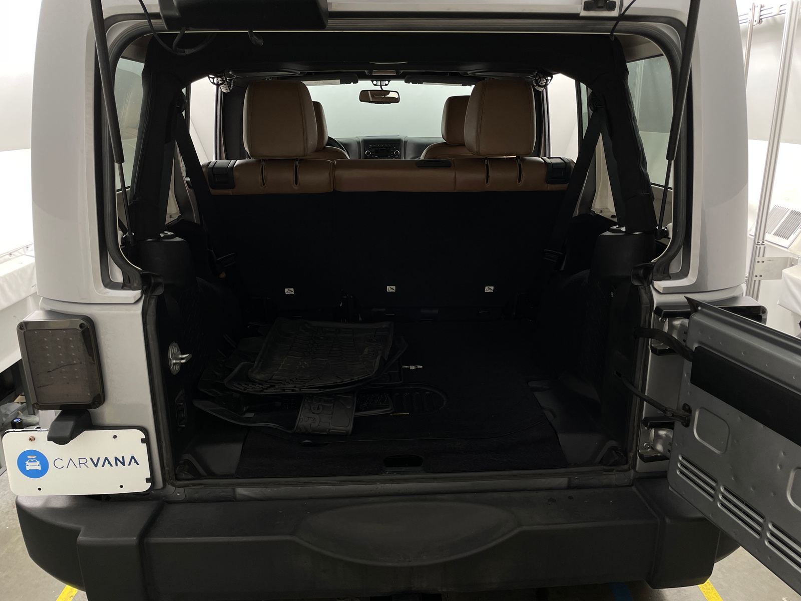 Thumbnail: 2016 Jeep Wrangler - 7