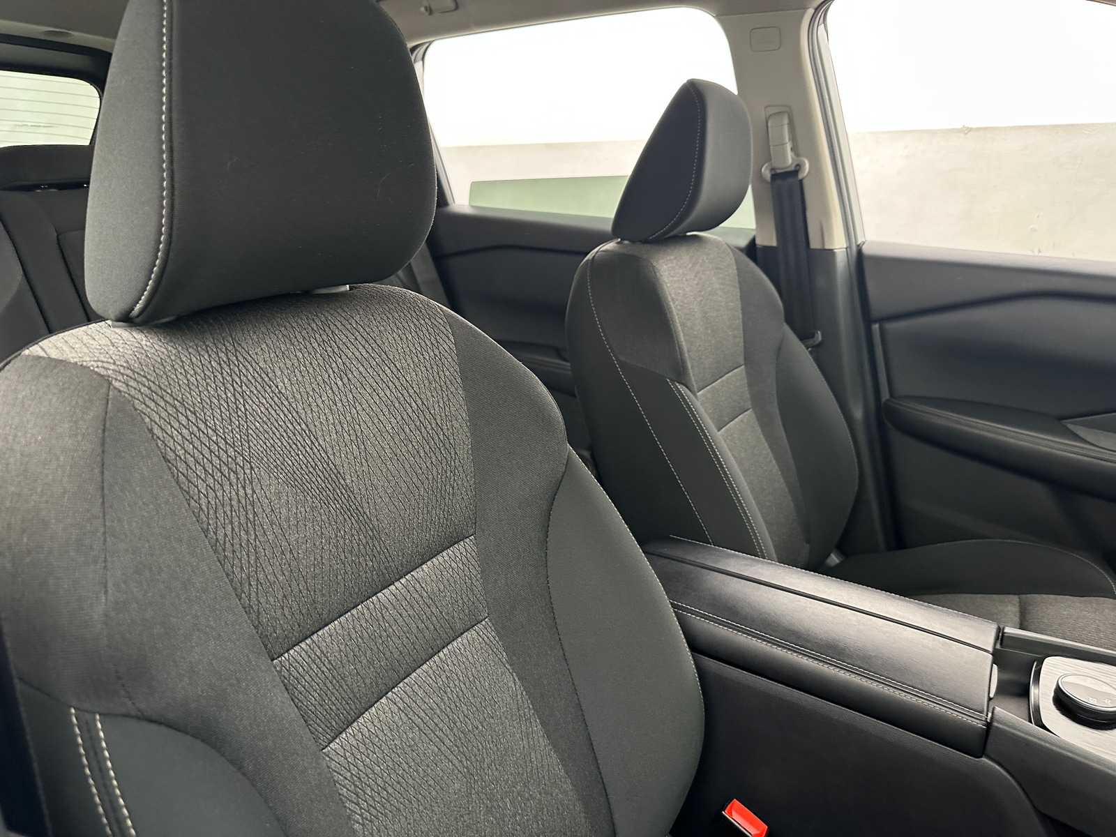 Thumbnail: 2025 Nissan Rogue - 2