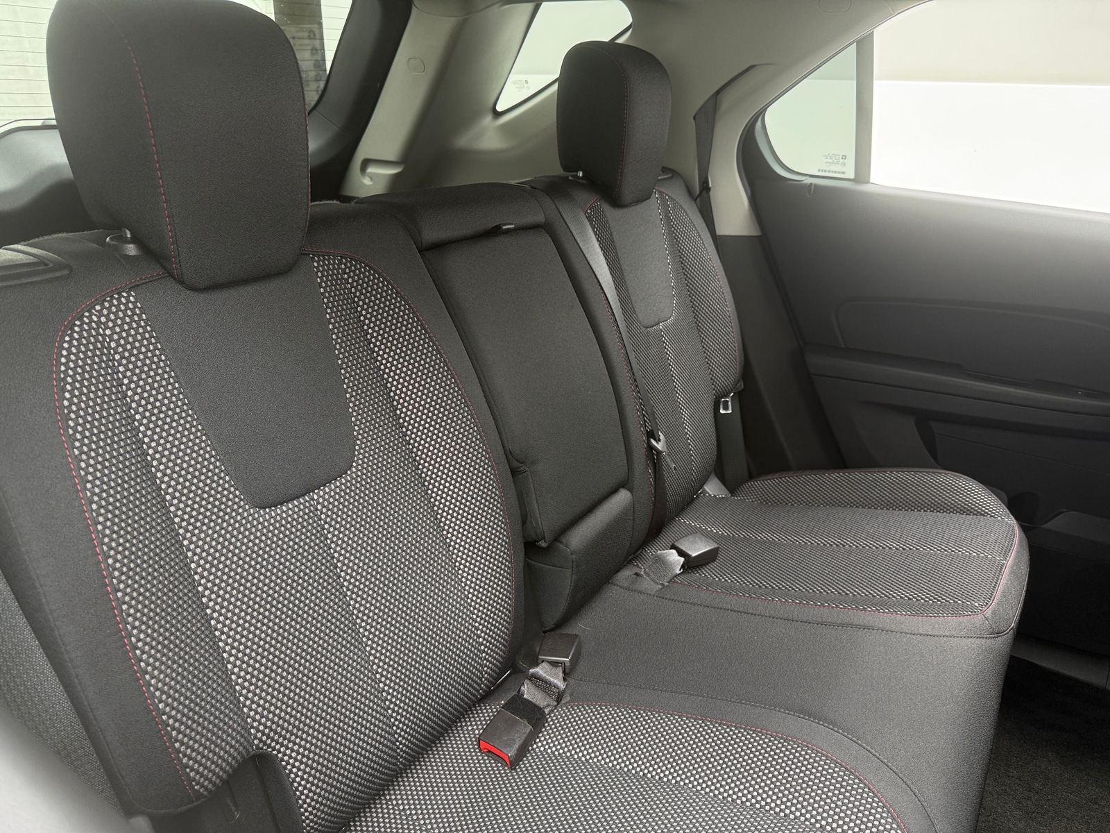 Thumbnail: 2015 Chevrolet Equinox - 6