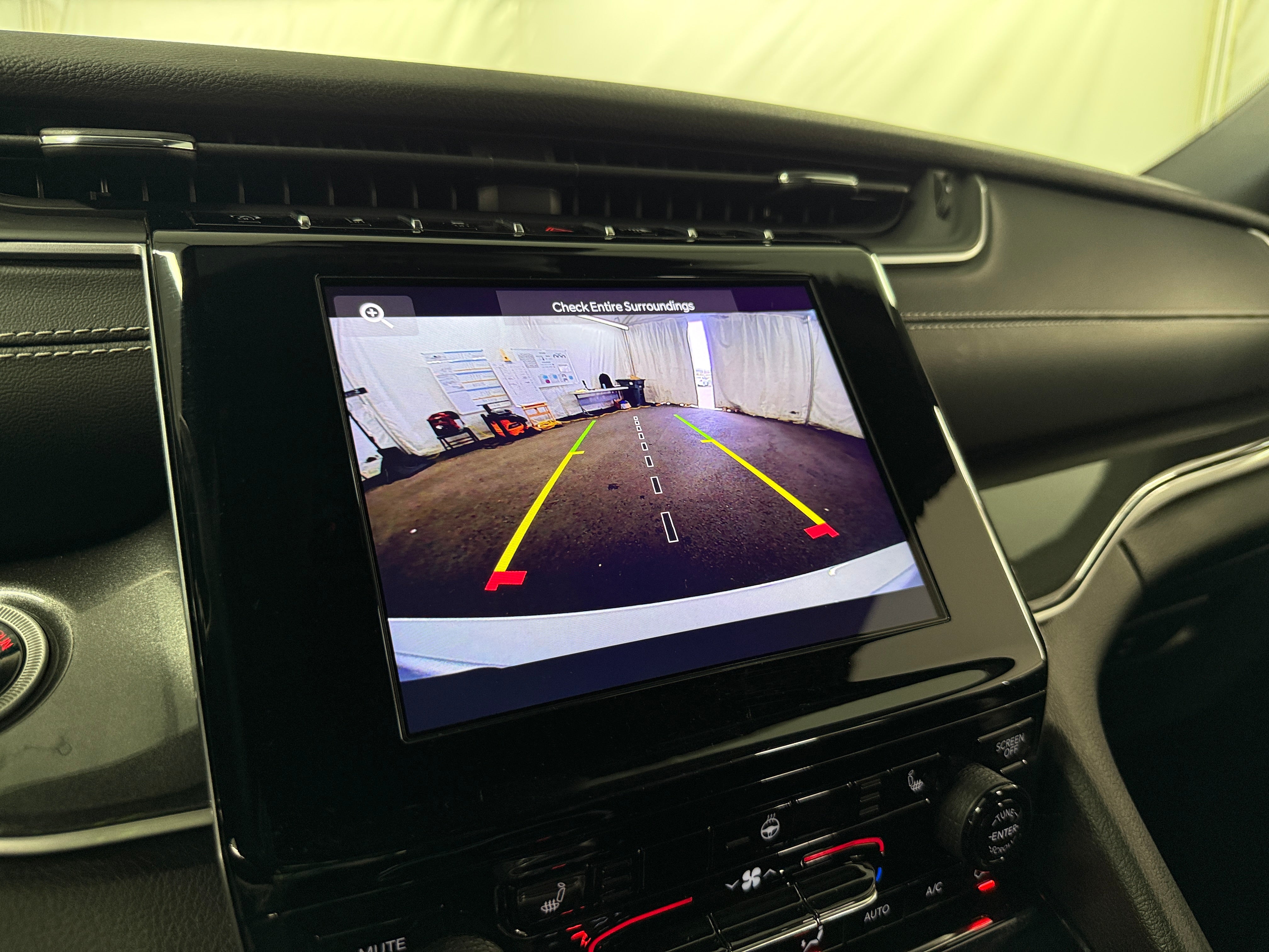 2023 Jeep Grand Cherokee L Altitude - Photo 12