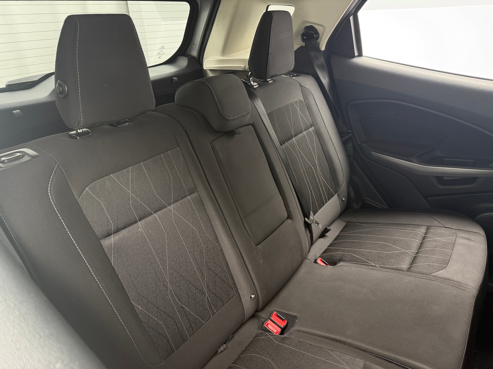 Thumbnail: 2021 Ford EcoSport - 6