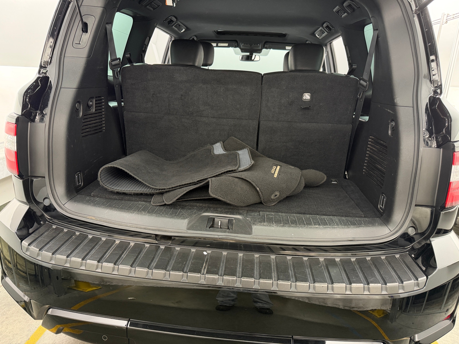 Thumbnail: 2023 Nissan Armada - 6