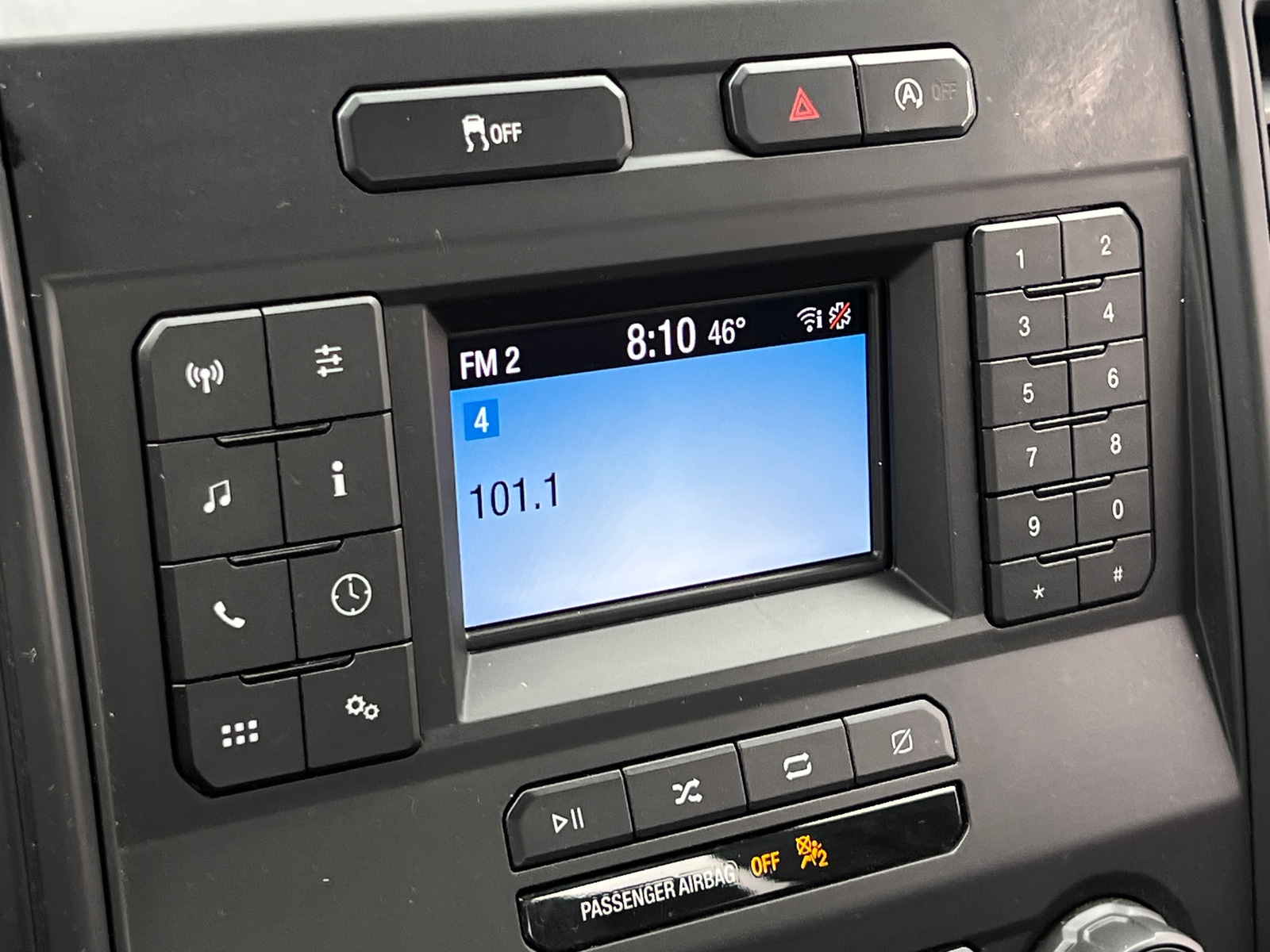 Thumbnail: 2018 Ford Econoline - 4