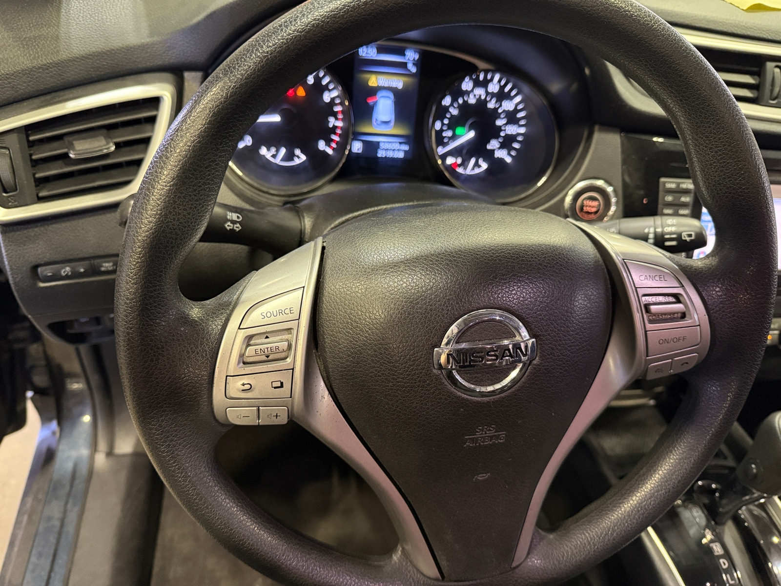 Thumbnail: 2016 Nissan Rogue - 5