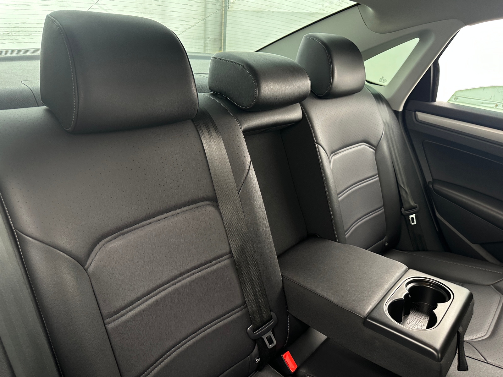 Thumbnail: 2020 Volkswagen Passat - 5