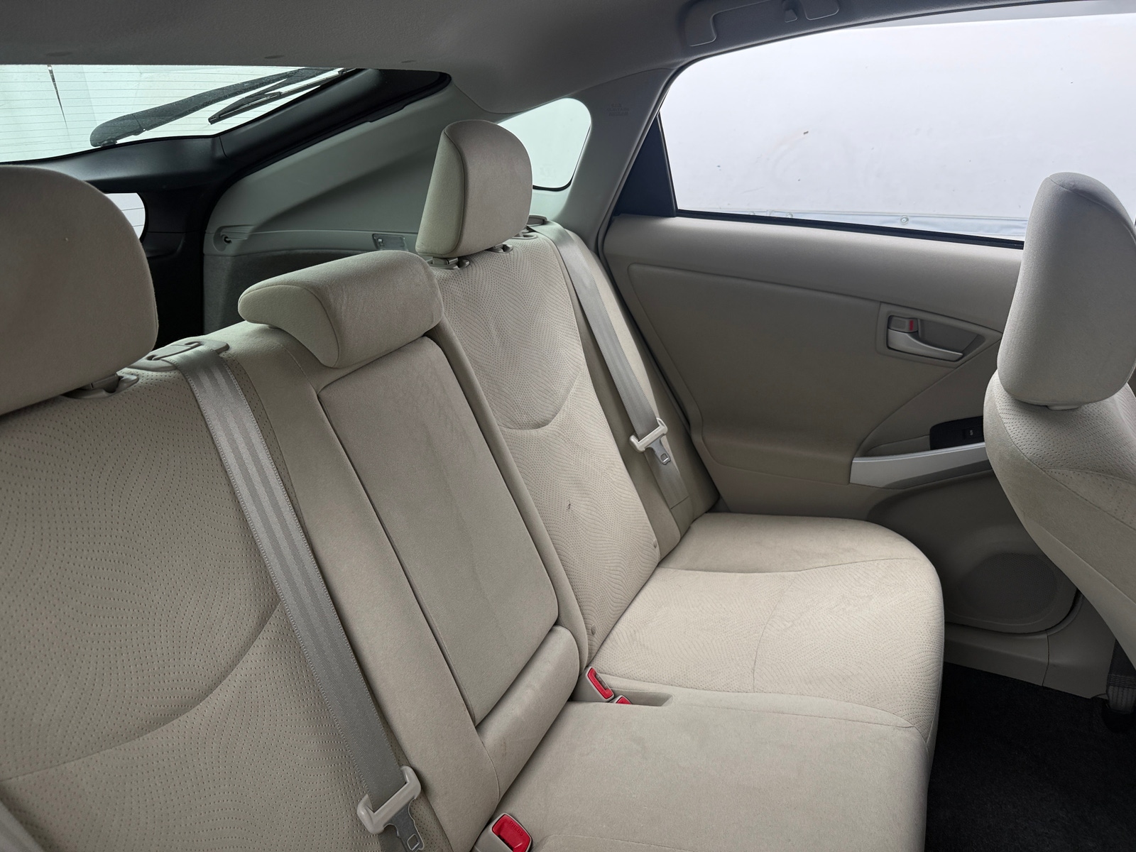 Thumbnail: 2015 Toyota Prius - 6