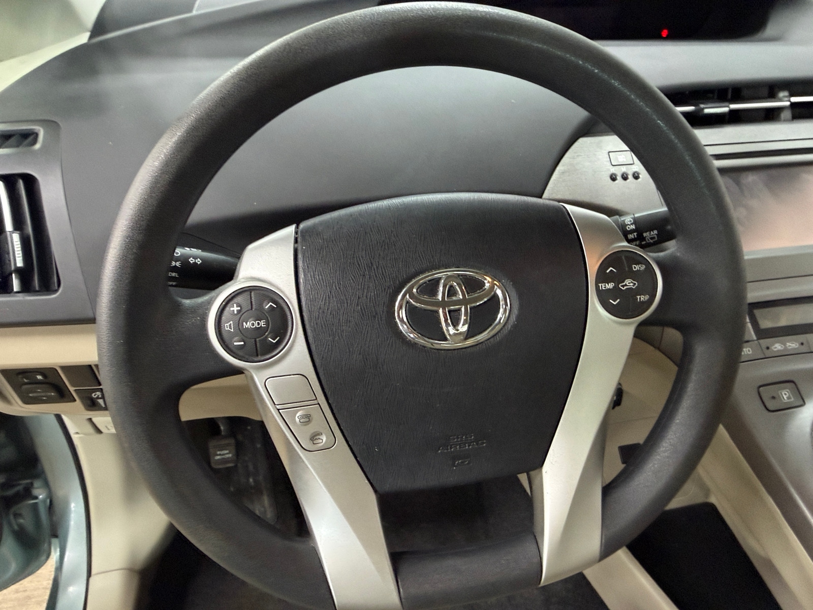 Thumbnail: 2015 Toyota Prius - 5