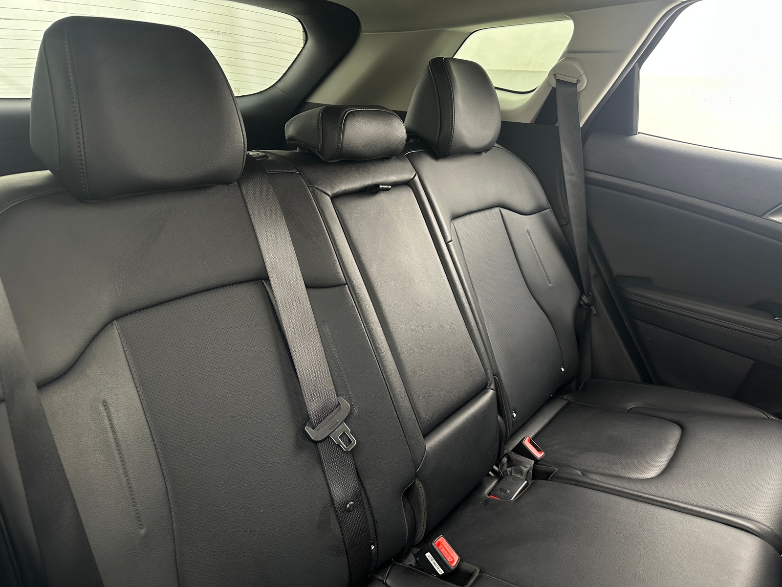 Thumbnail: 2023 Kia Sportage - 5