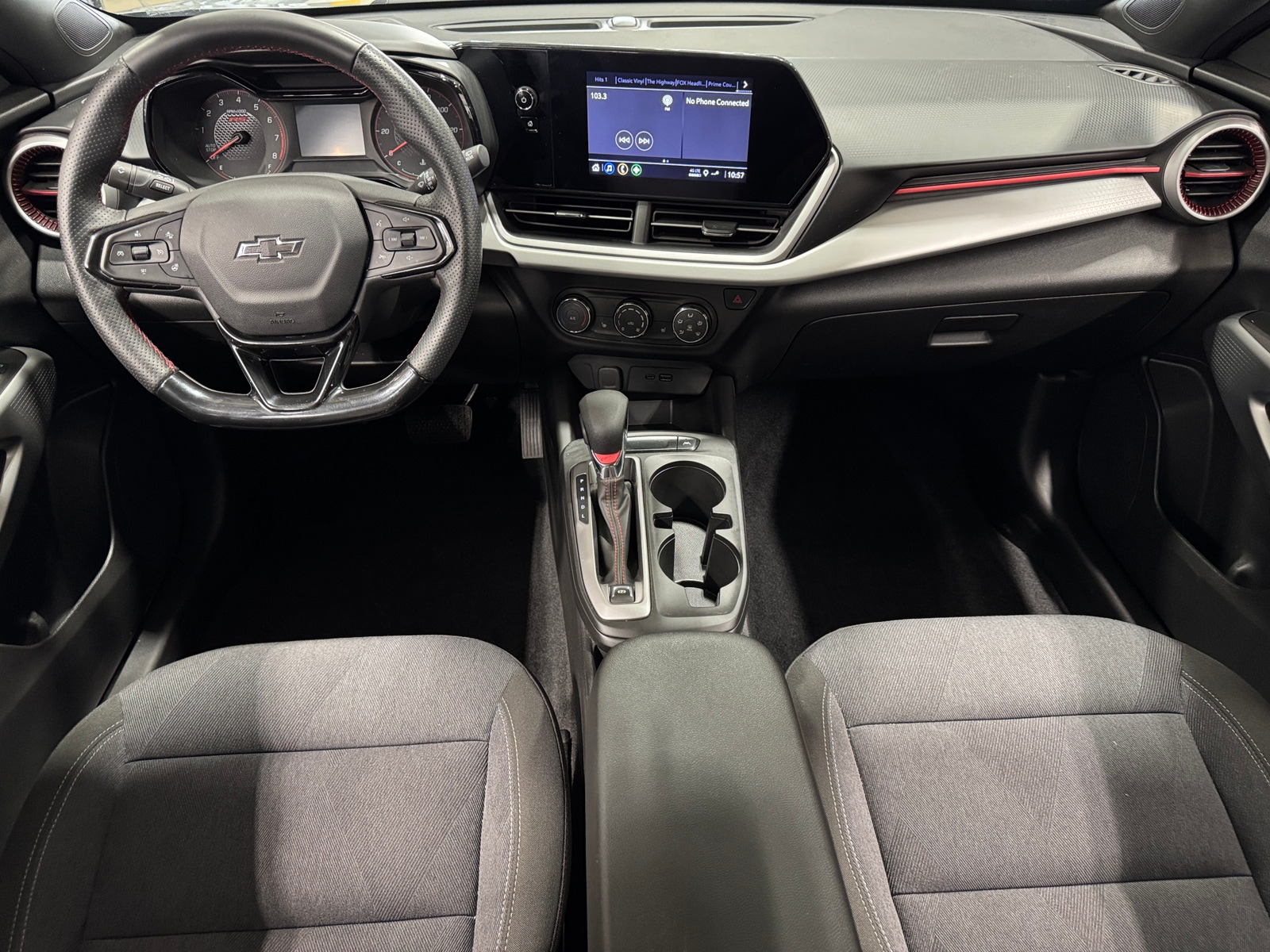 Thumbnail: 2024 Chevrolet Trax - 3