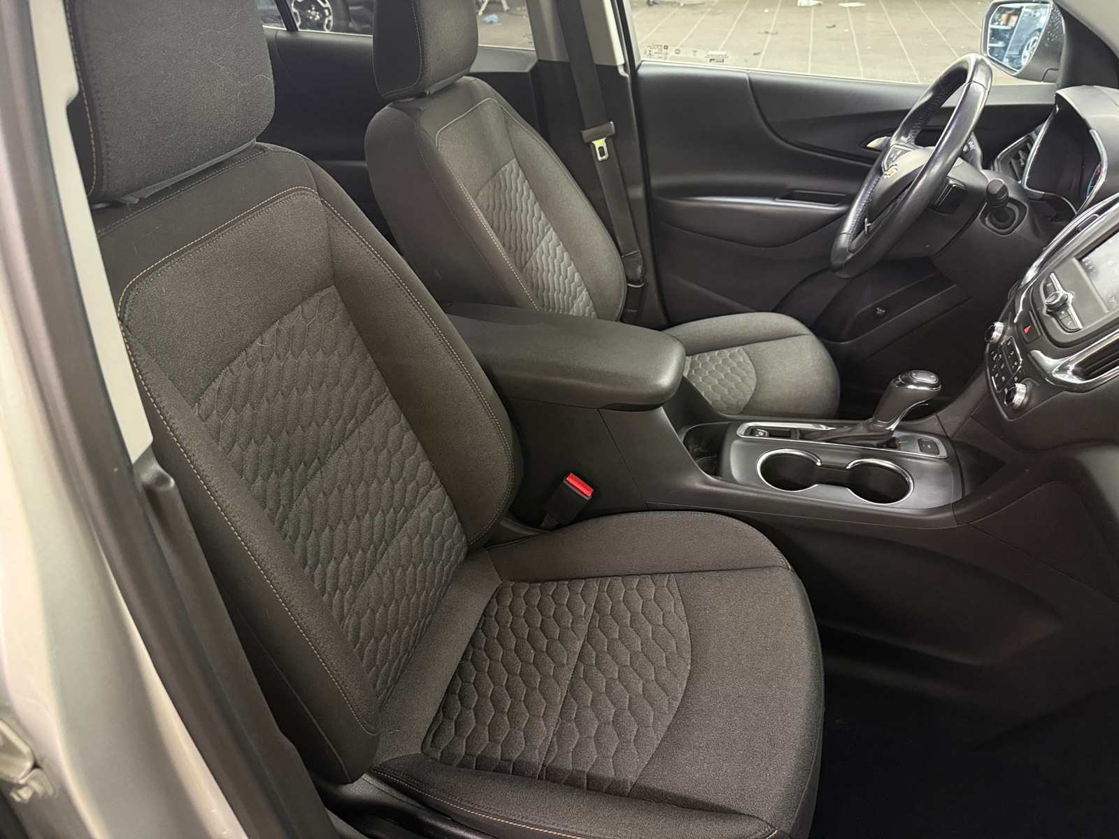 Thumbnail: 2020 Chevrolet Equinox - 2