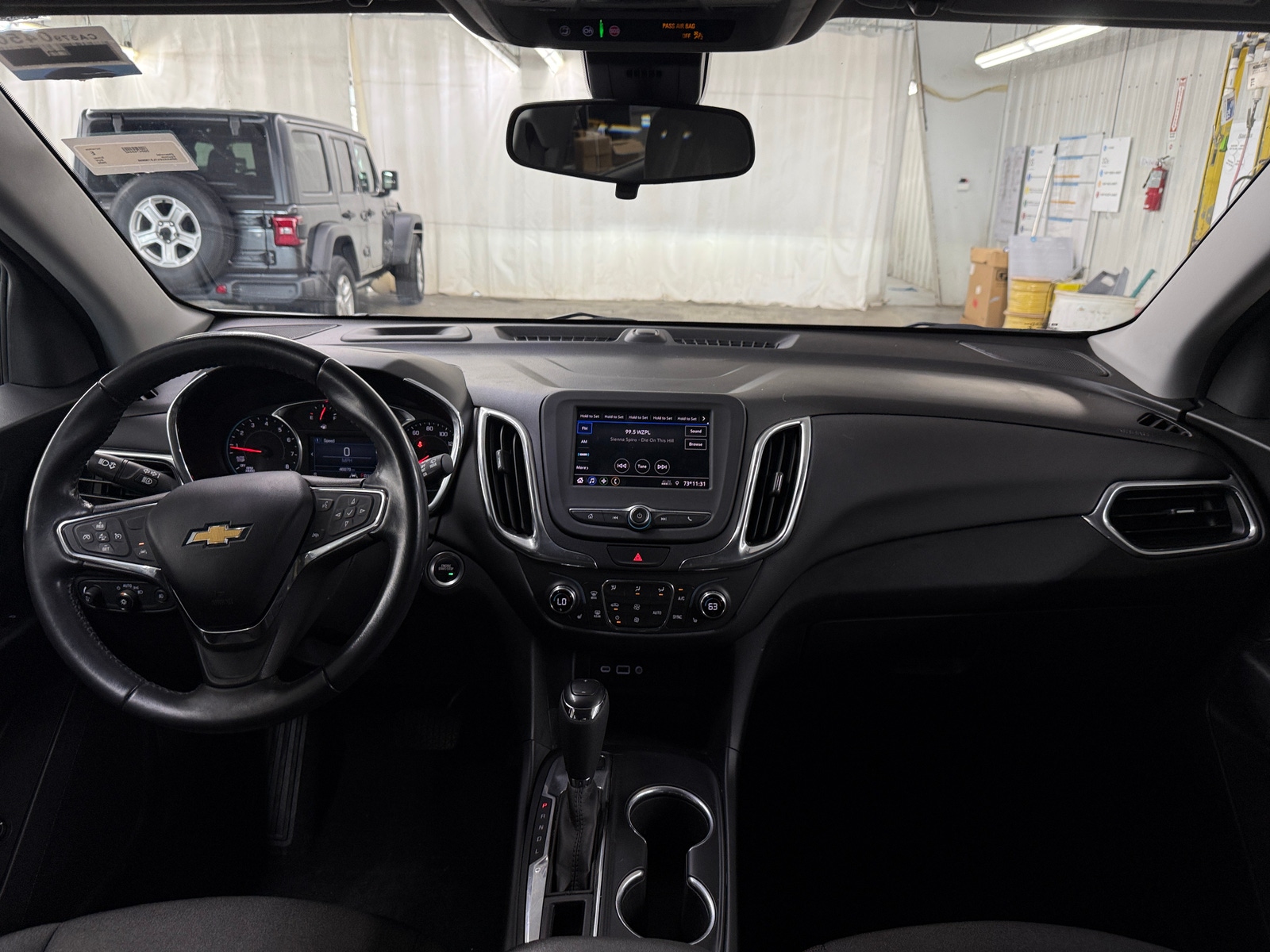 Thumbnail: 2020 Chevrolet Equinox - 3