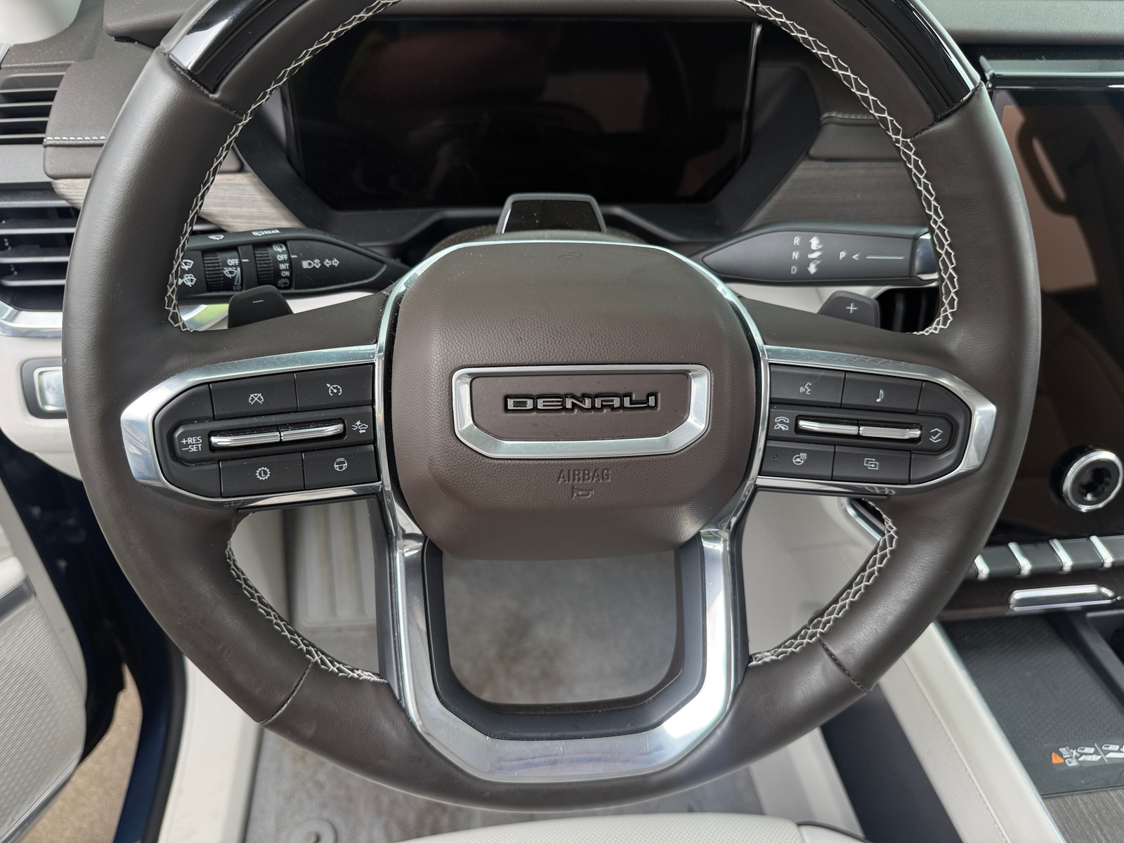 Thumbnail: 2024 GMC Acadia - 4